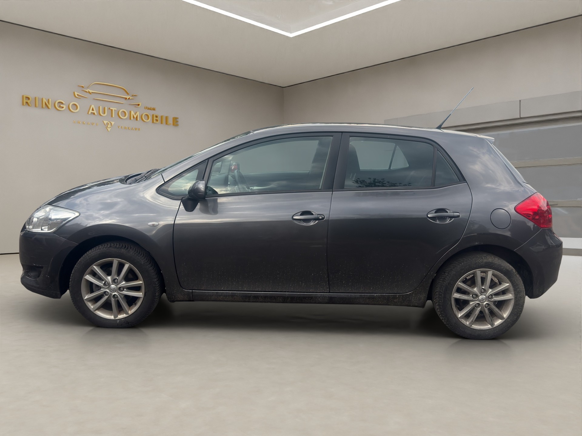 TOYOTA Auris 1.6 Linea Sol MultiMode-showroom-element-3