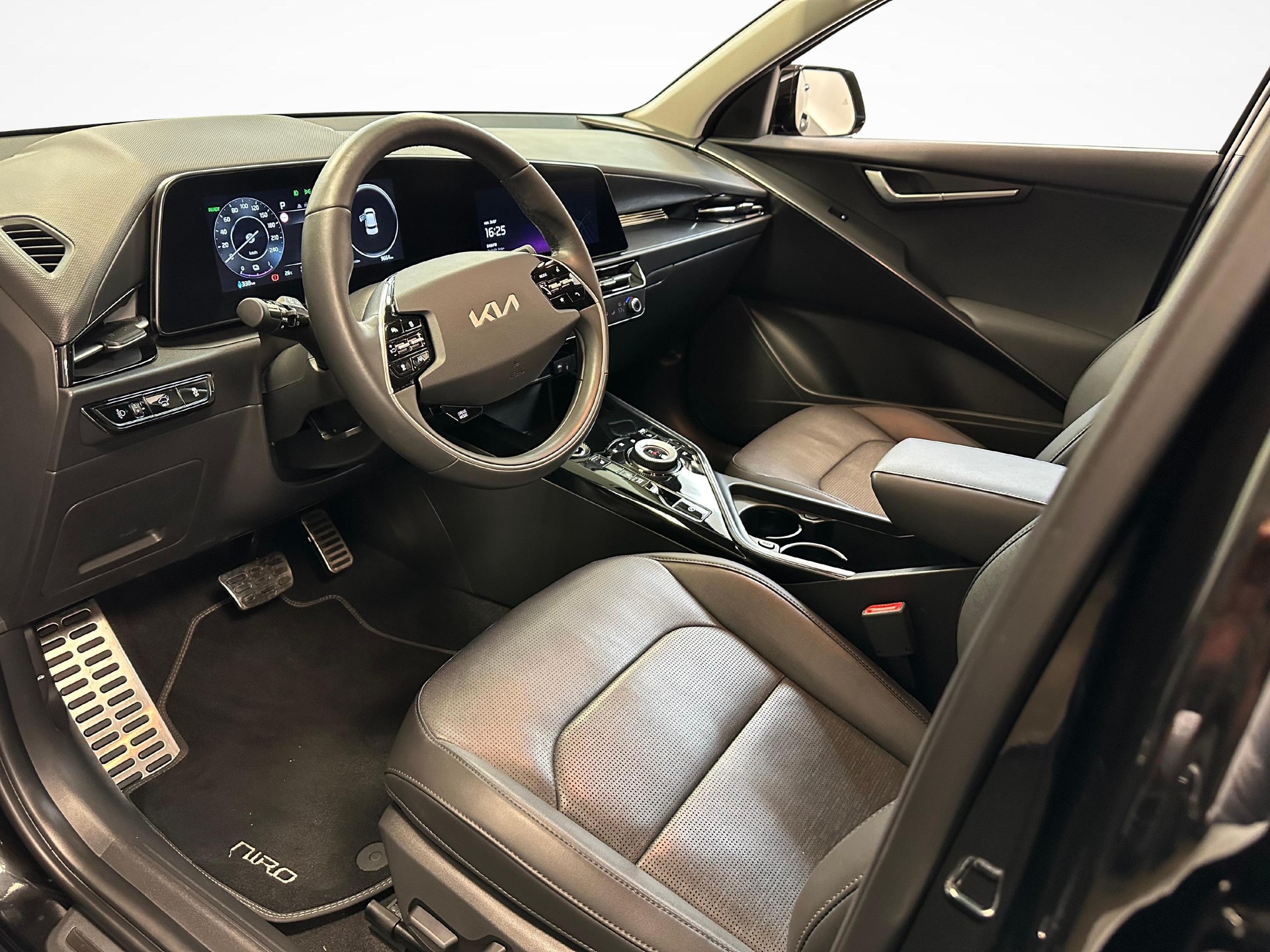 KIA Niro EV Style-showroom-element-3