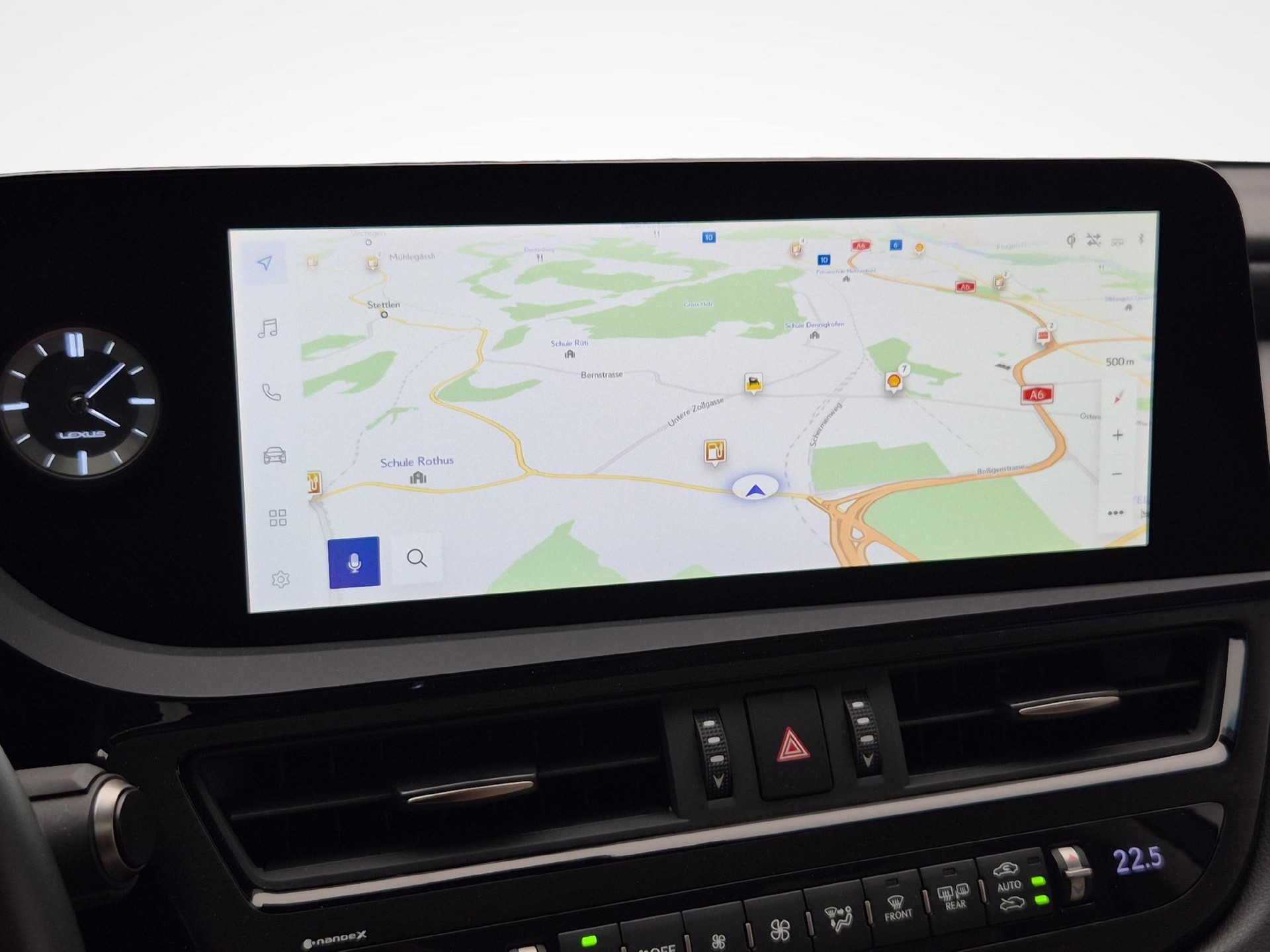 LEXUS ES 300h Excellence-image-13