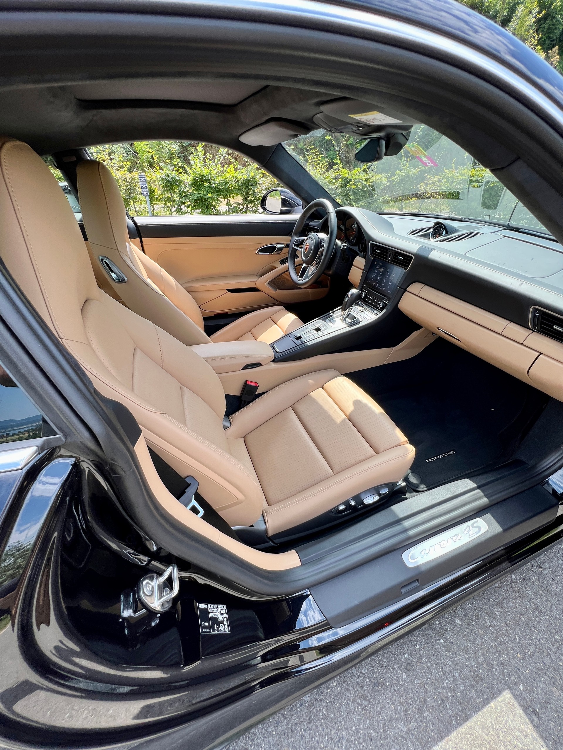 PORSCHE Carrera 4S-image-13
