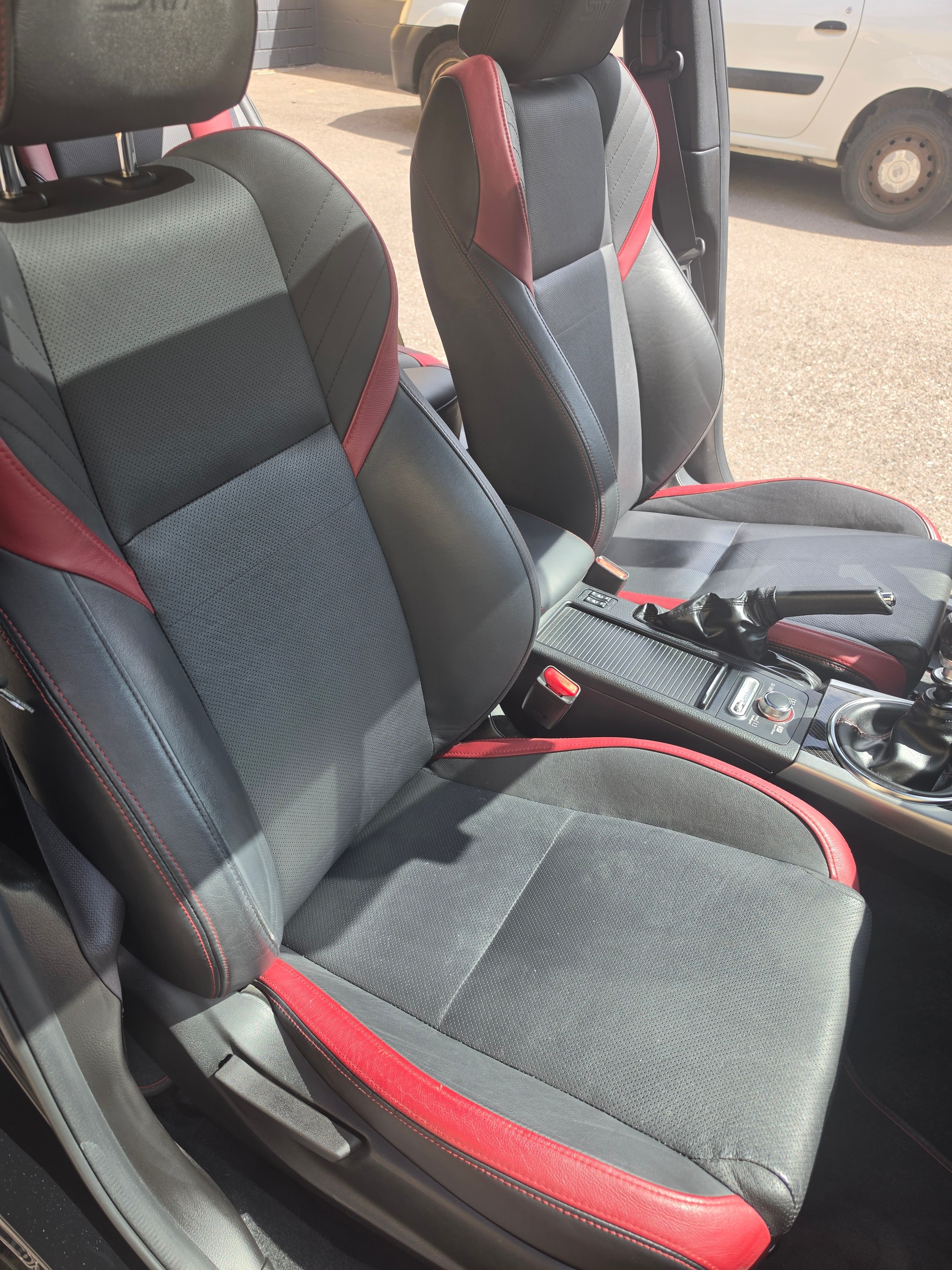 SUBARU 2.5 T STI Luxury-image-6