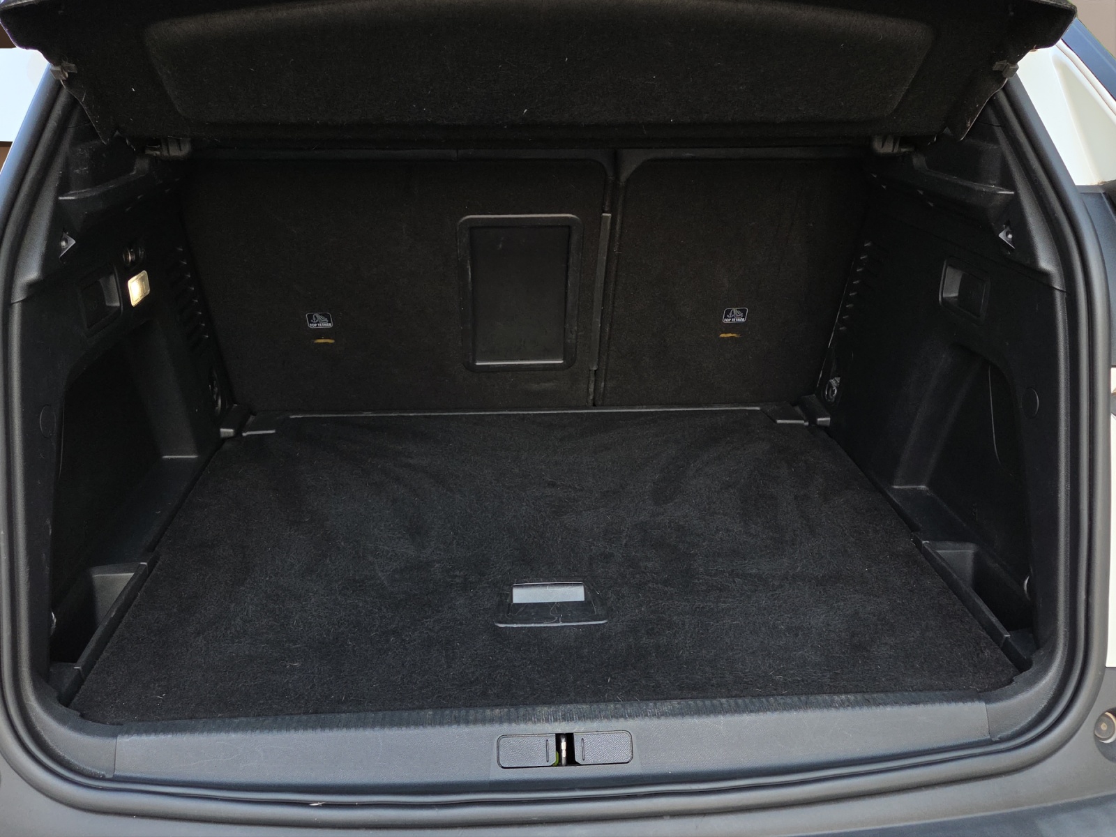 PEUGEOT 3008 1.6 BlueHDi GT Line EAT-image-9
