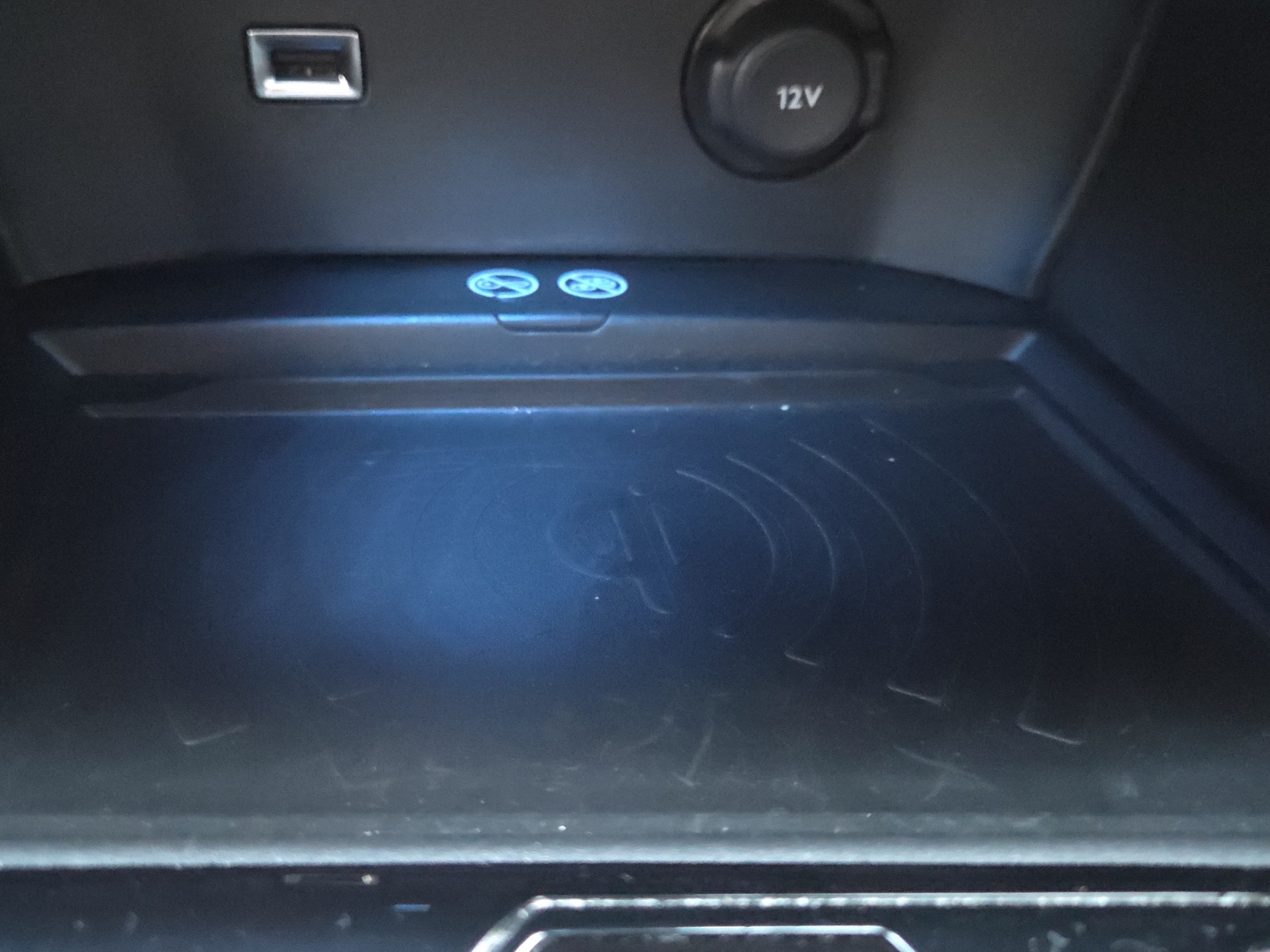 PEUGEOT 3008 1.6 BlueHDi GT Line EAT-image-15