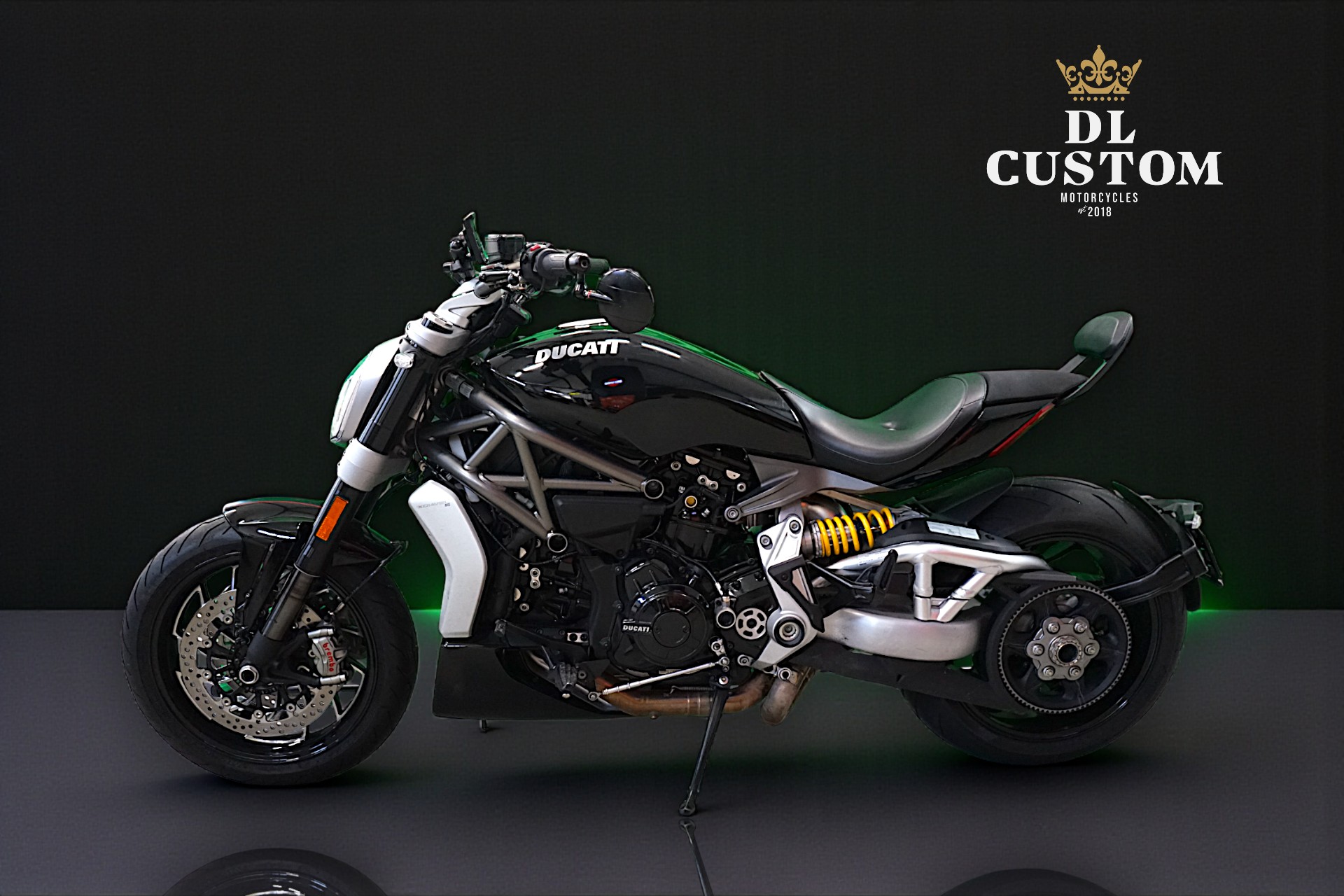 DUCATI XDiavel 1260 S-image-1