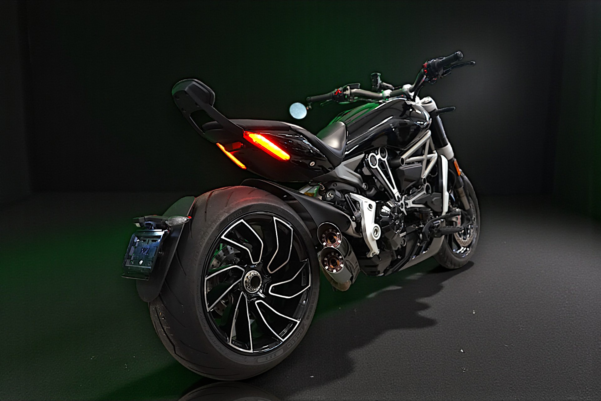 DUCATI XDiavel 1260 S-image-2