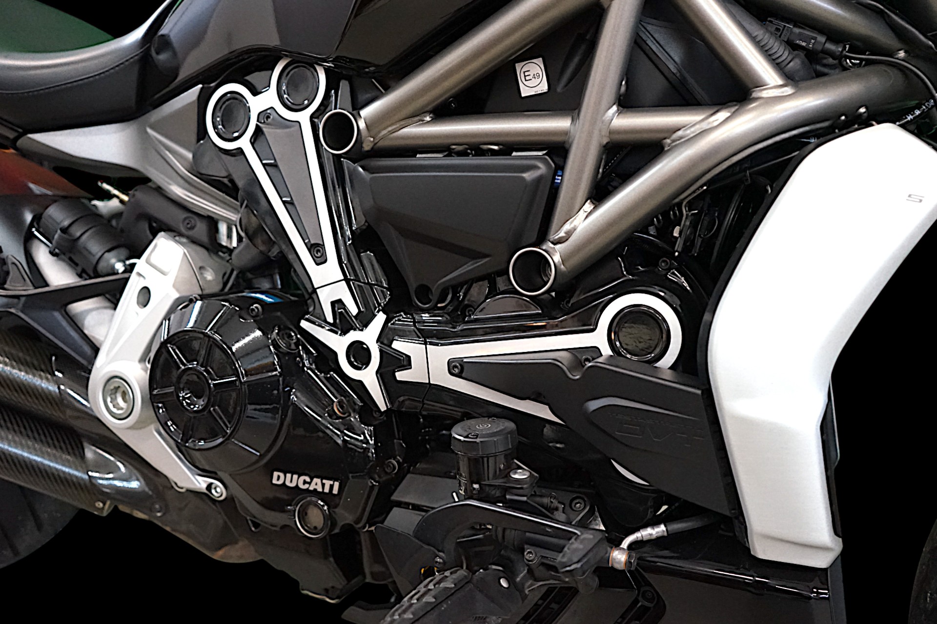 DUCATI XDiavel 1260 S-image-8