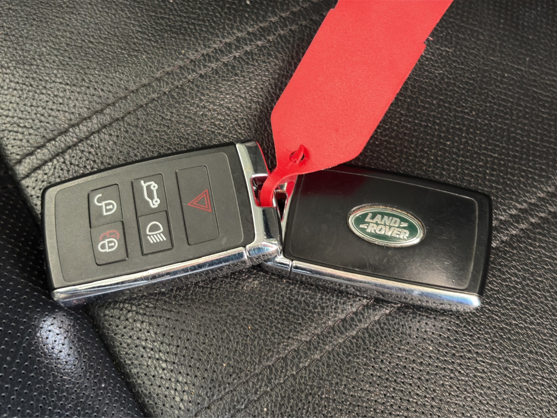 LAND ROVER Range Rover Evoque P 200 MHEV AT9-image-25