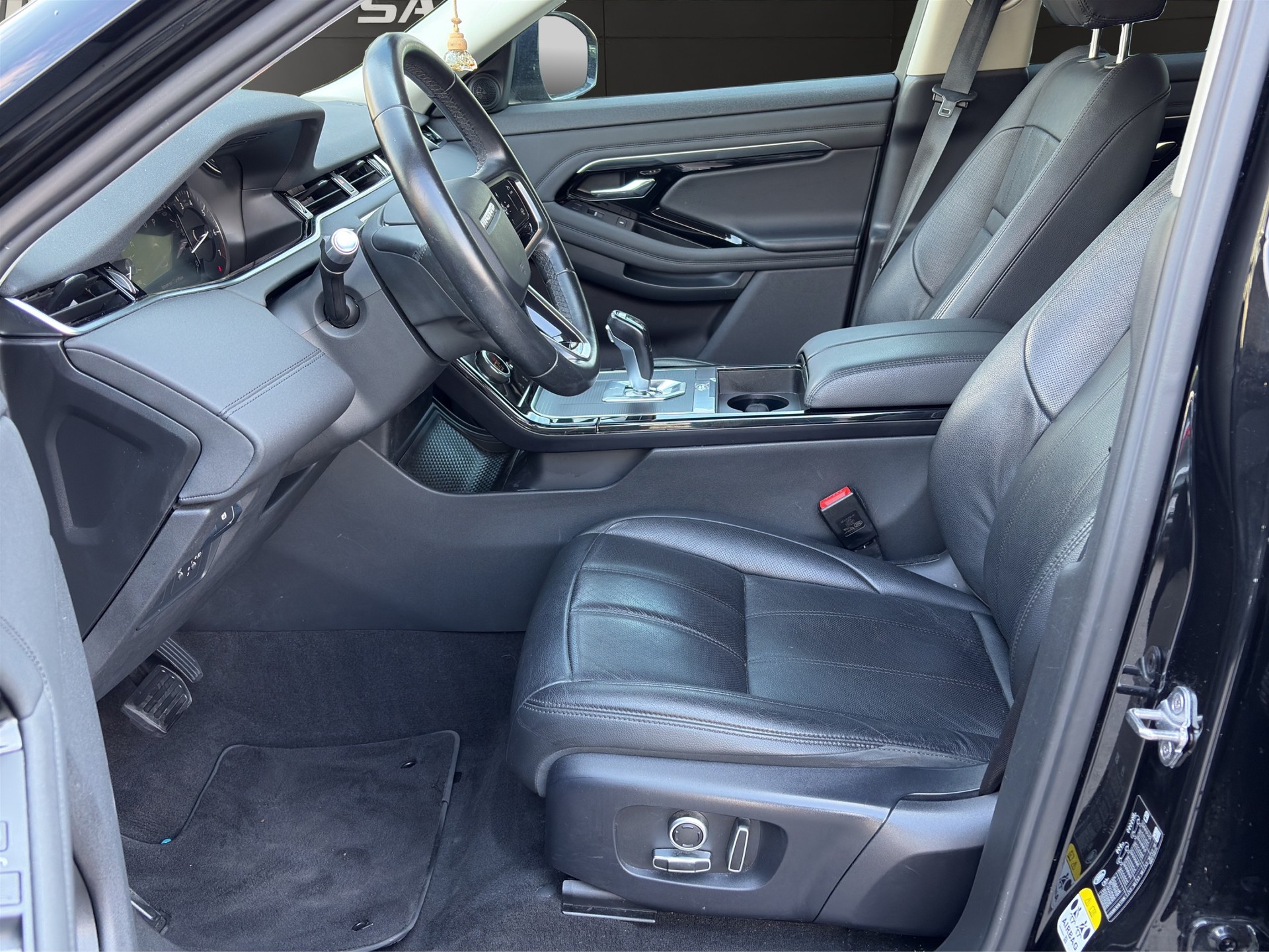 LAND ROVER Range Rover Evoque P 200 MHEV AT9-image-16