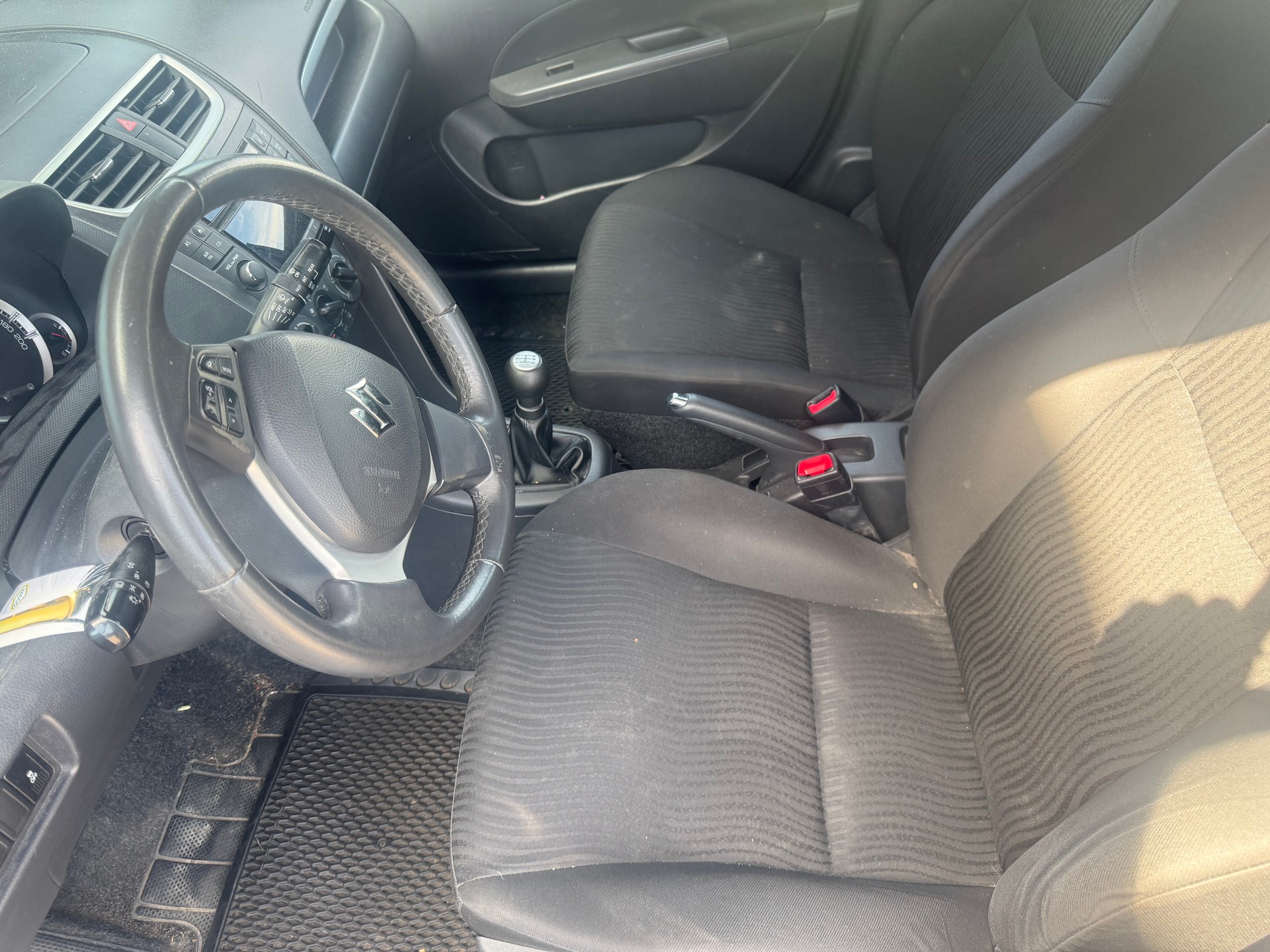 SUZUKI Swift 1.2i 16V GL-image-7