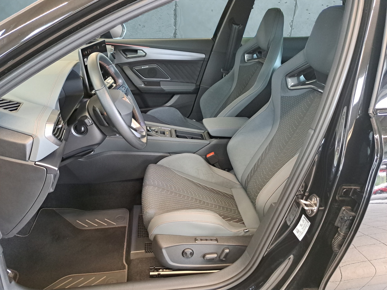 CUPRA Formentor 2.0TSI Extreme 4Drive DSG-image-9