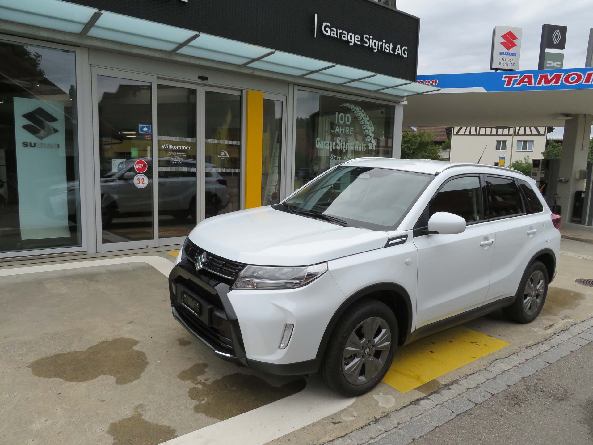 SUZUKI Vitara 1.4 T Compact+ Hybrid 4x4-showroom-element-1