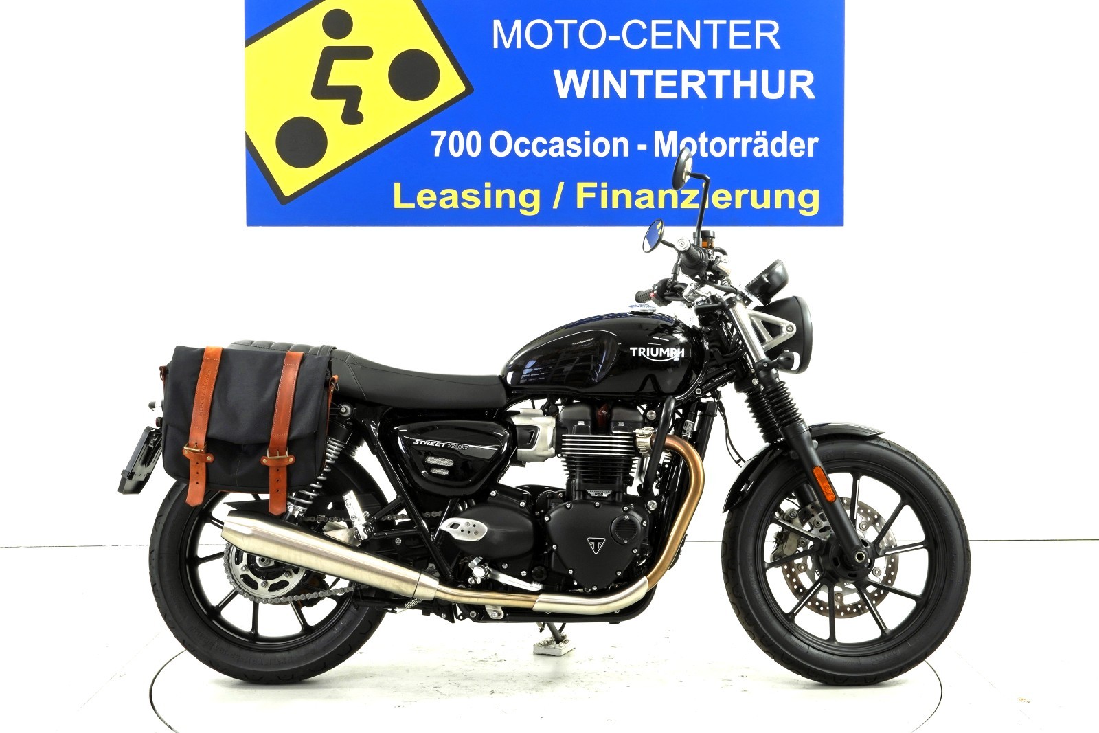 TRIUMPH Street Twin-image-0