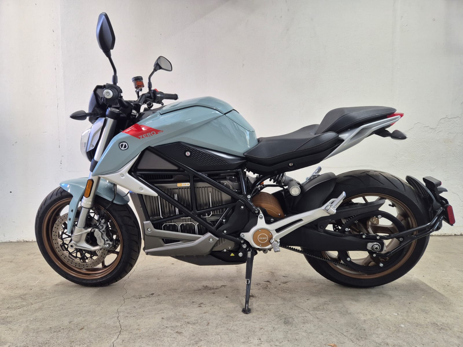 ZERO SR F Premium-image-2
