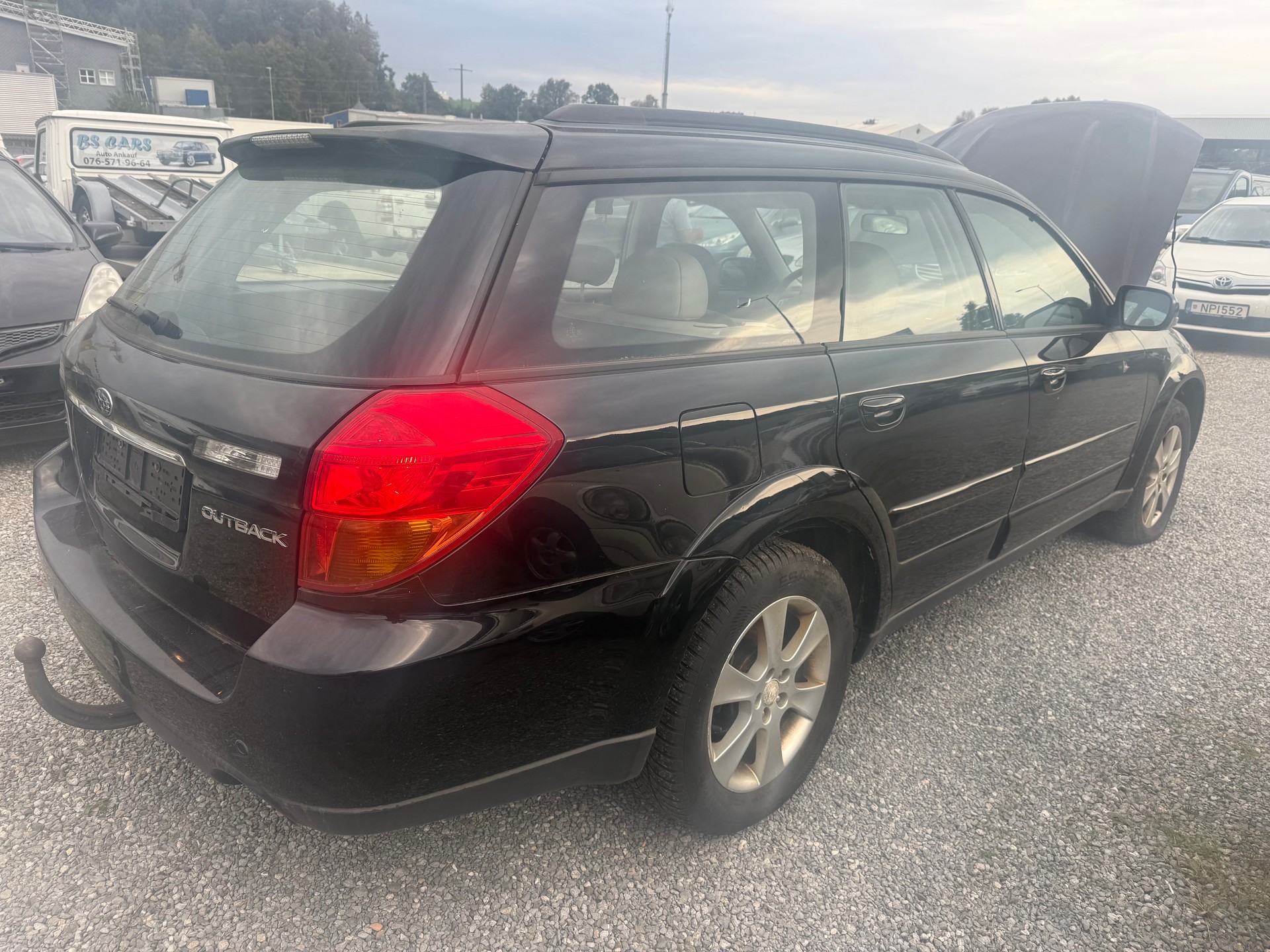 SUBARU Outback 3.0R AWD H6 Automatic-image-3