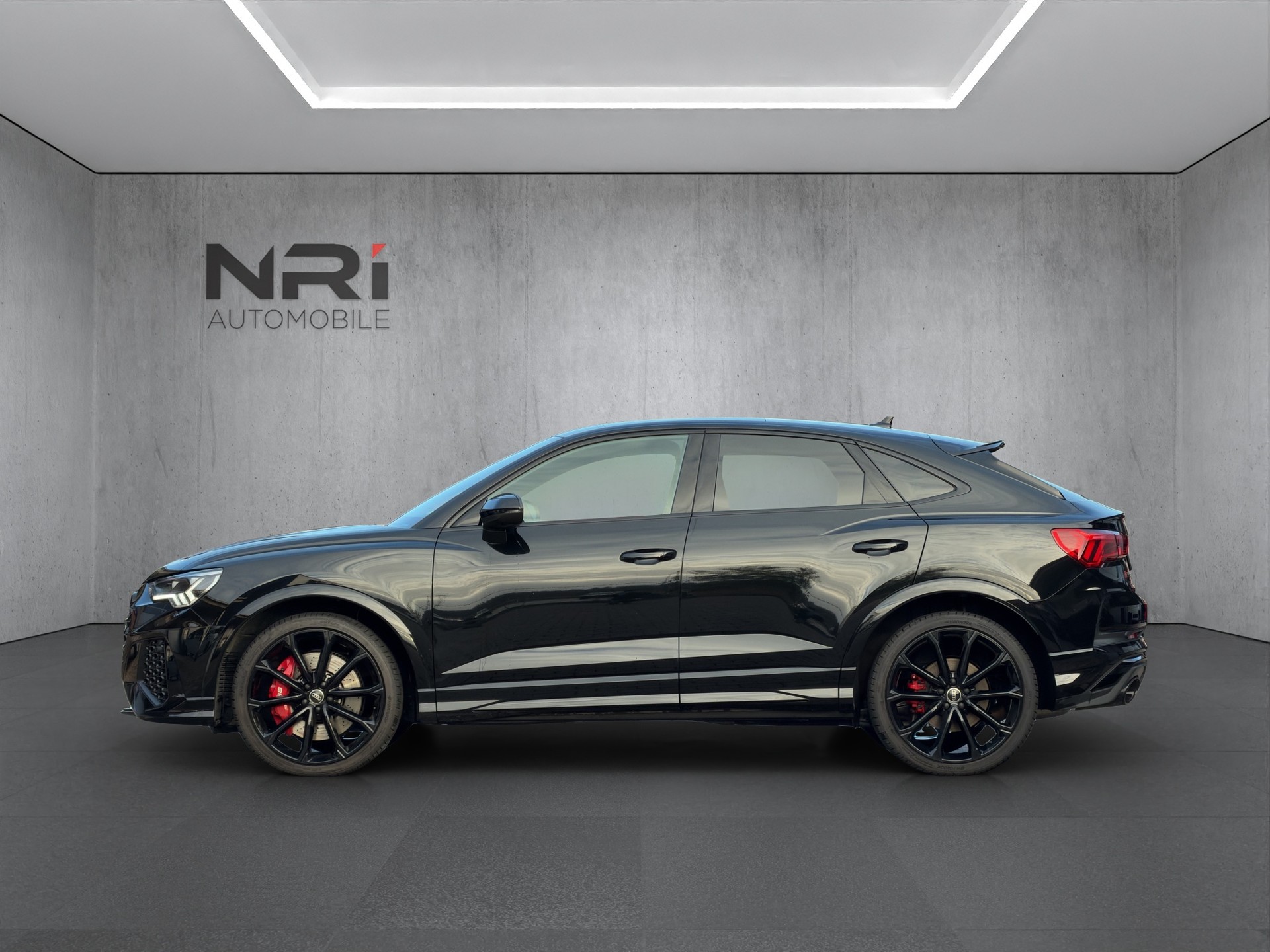 AUDI RS Q3 Sportback 2.5 TFSI quattro S-Tronic-image-7