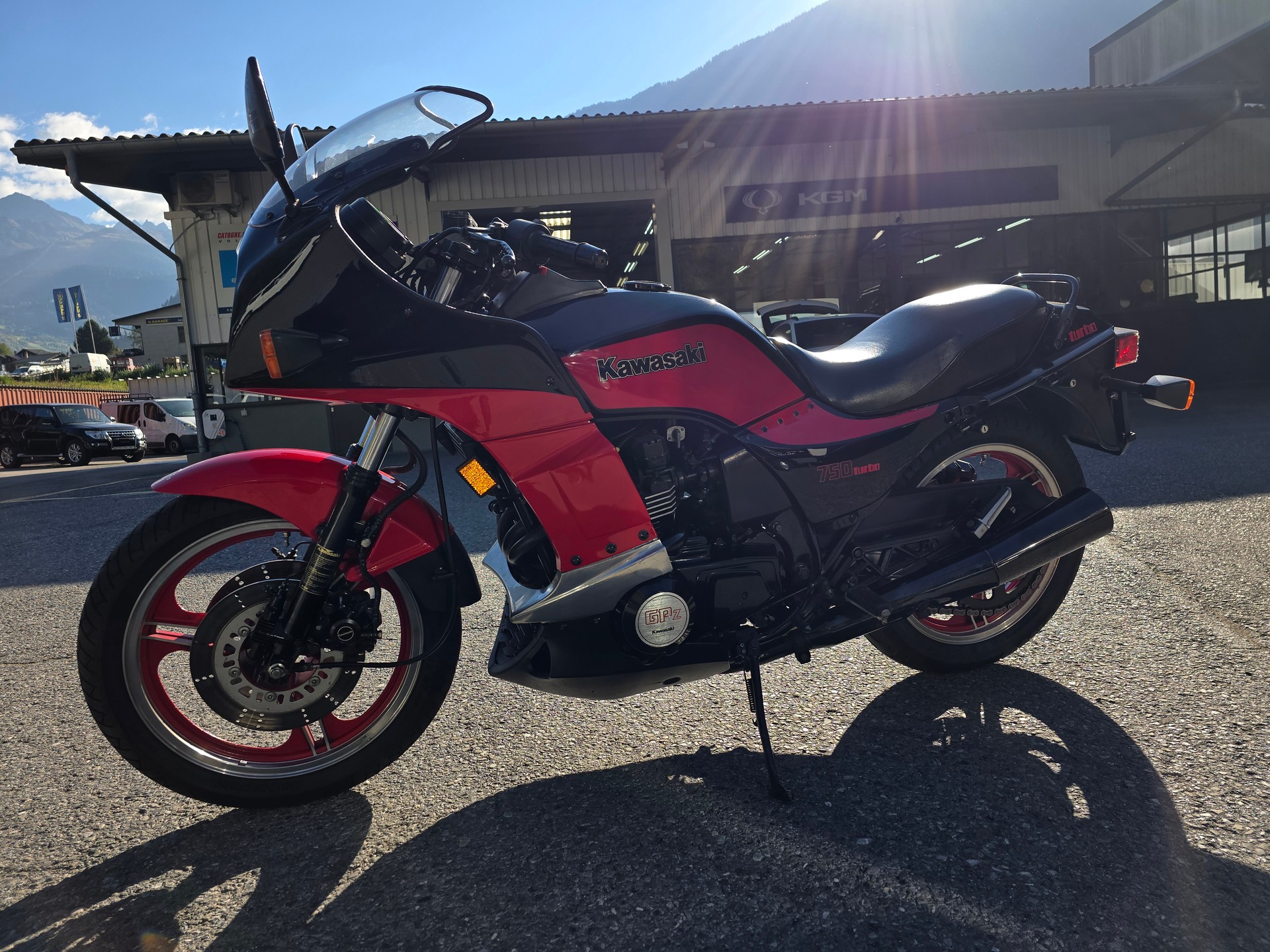 KAWASAKI ZX 750 Turbo-image-6