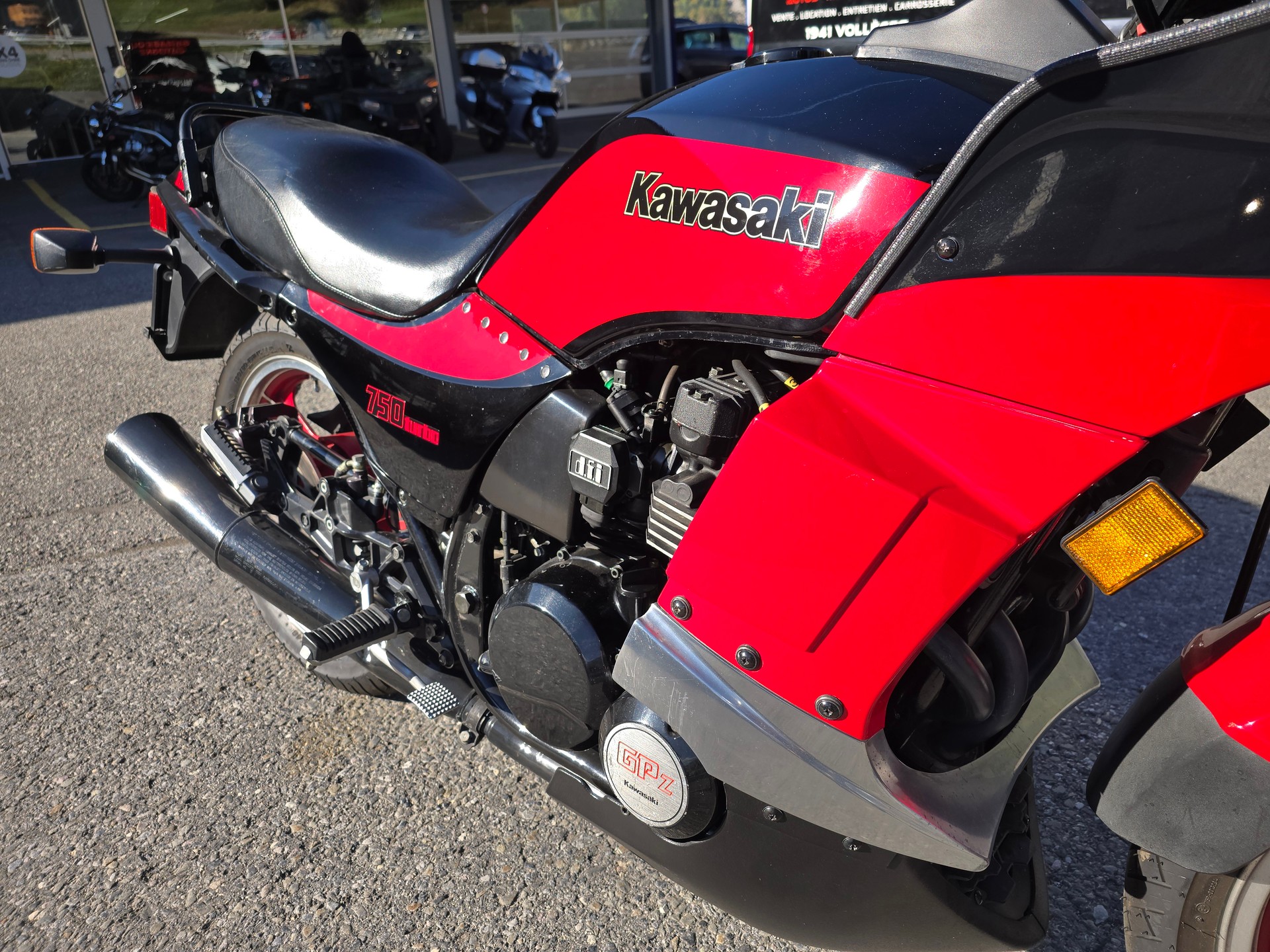 KAWASAKI ZX 750 Turbo-image-0
