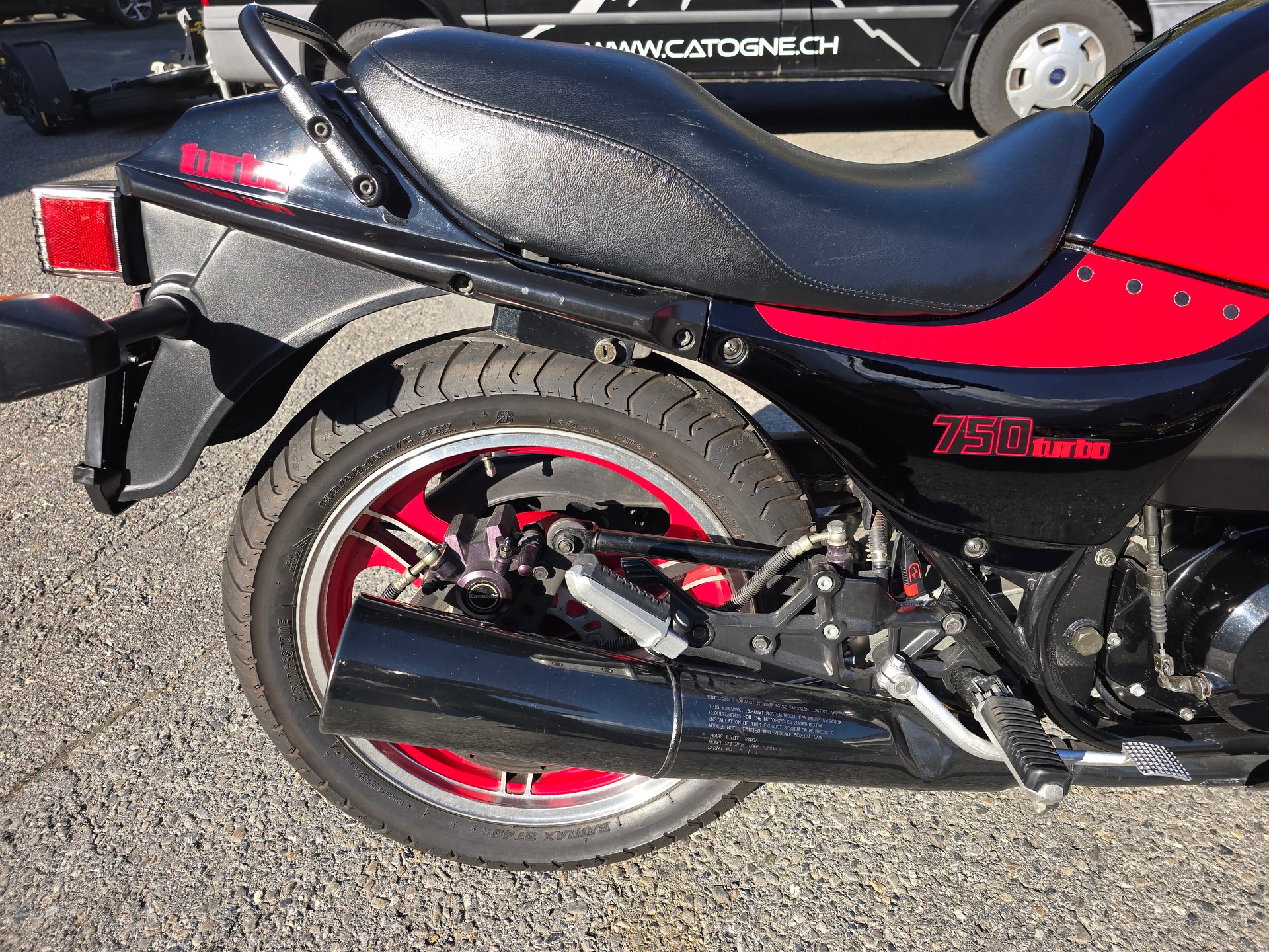 KAWASAKI ZX 750 Turbo-image-2