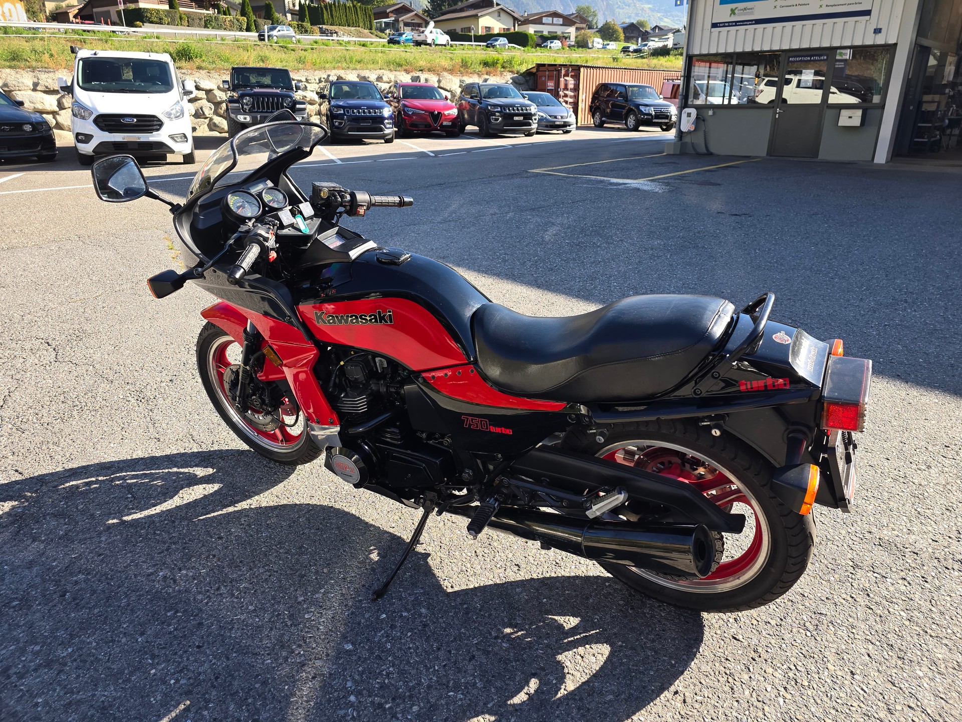 KAWASAKI ZX 750 Turbo-image-4