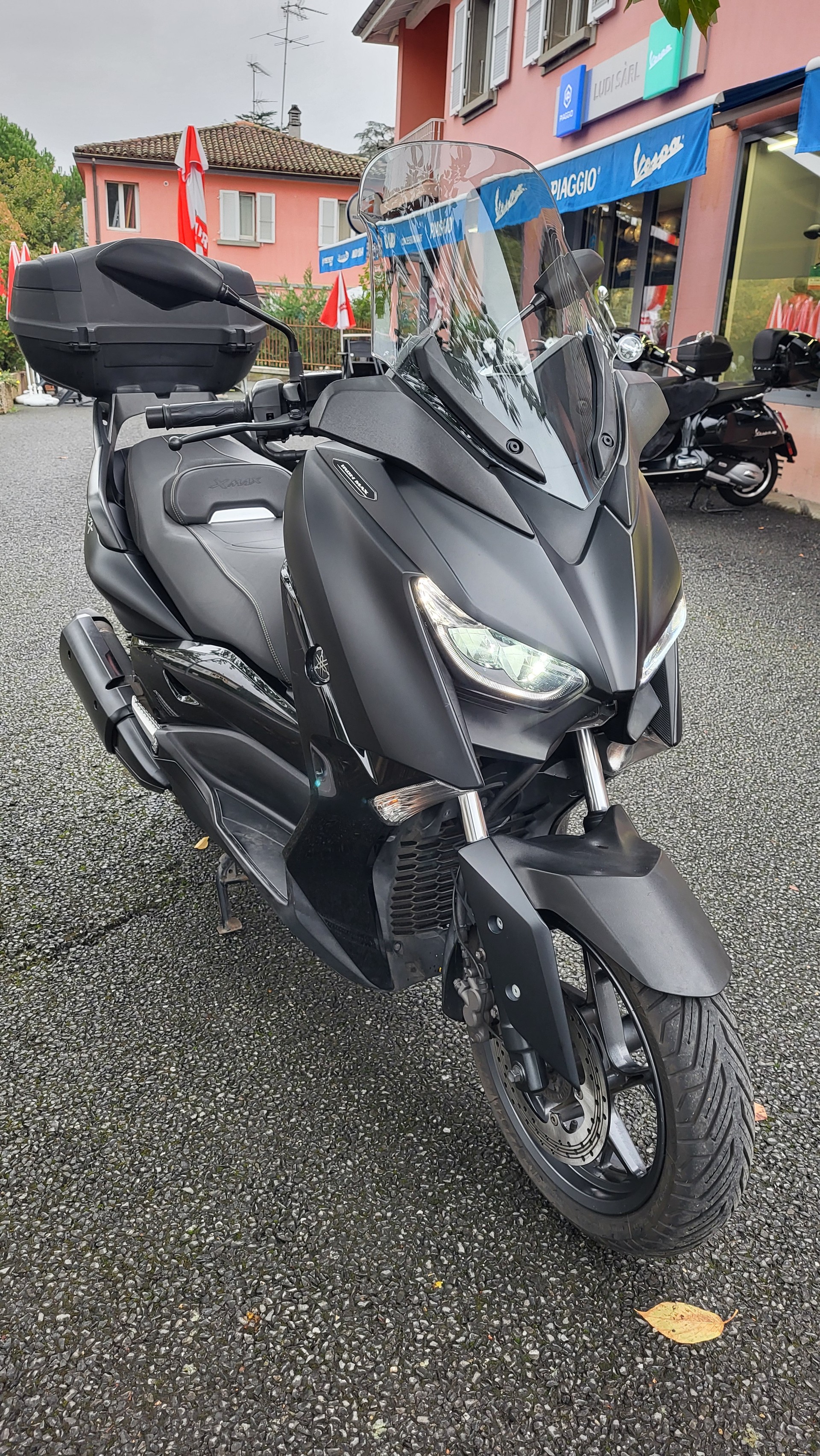 YAMAHA X-Max 300 Iron Max ABS-image-1