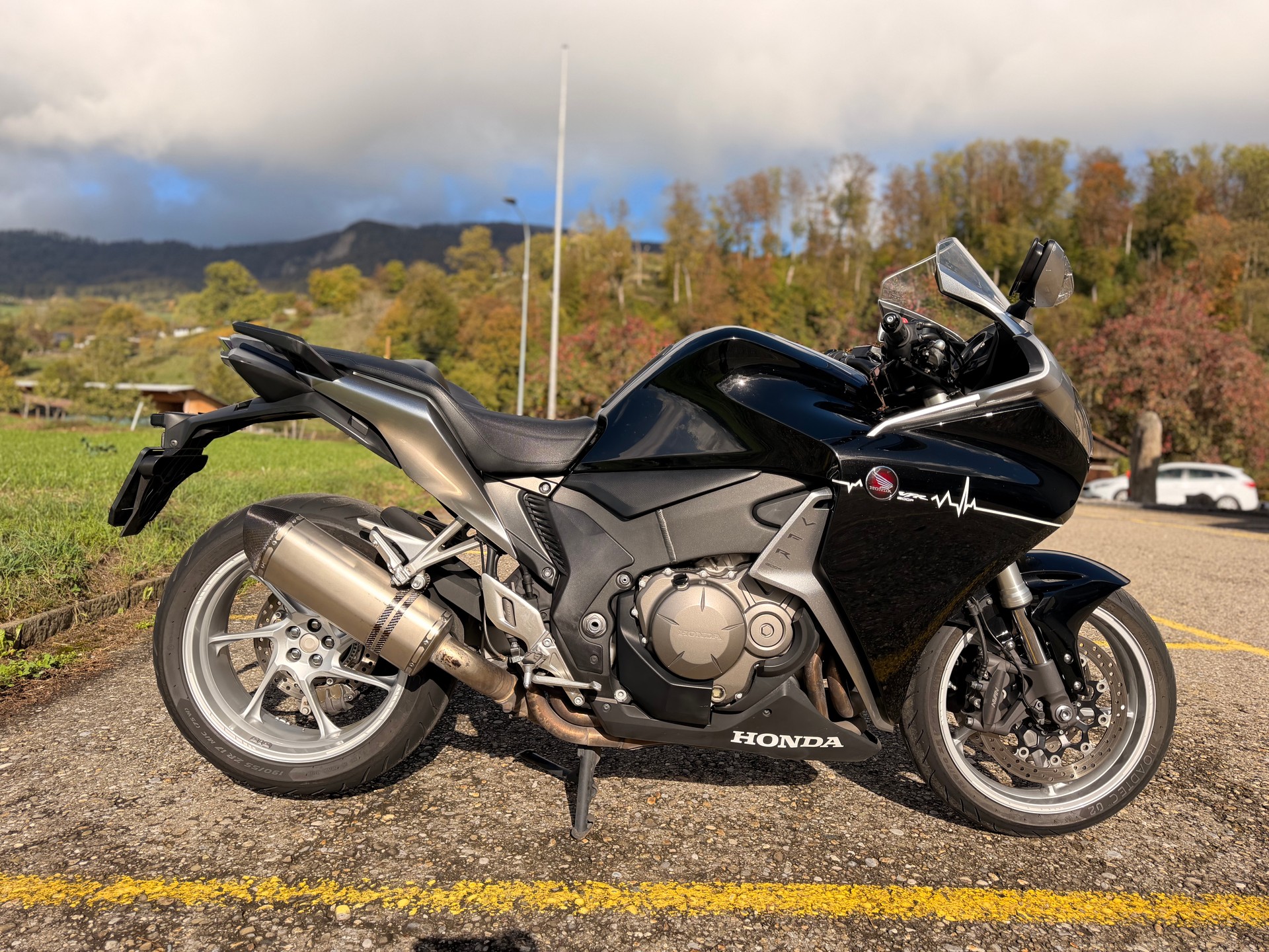 HONDA VFR 1200 FA-image-6