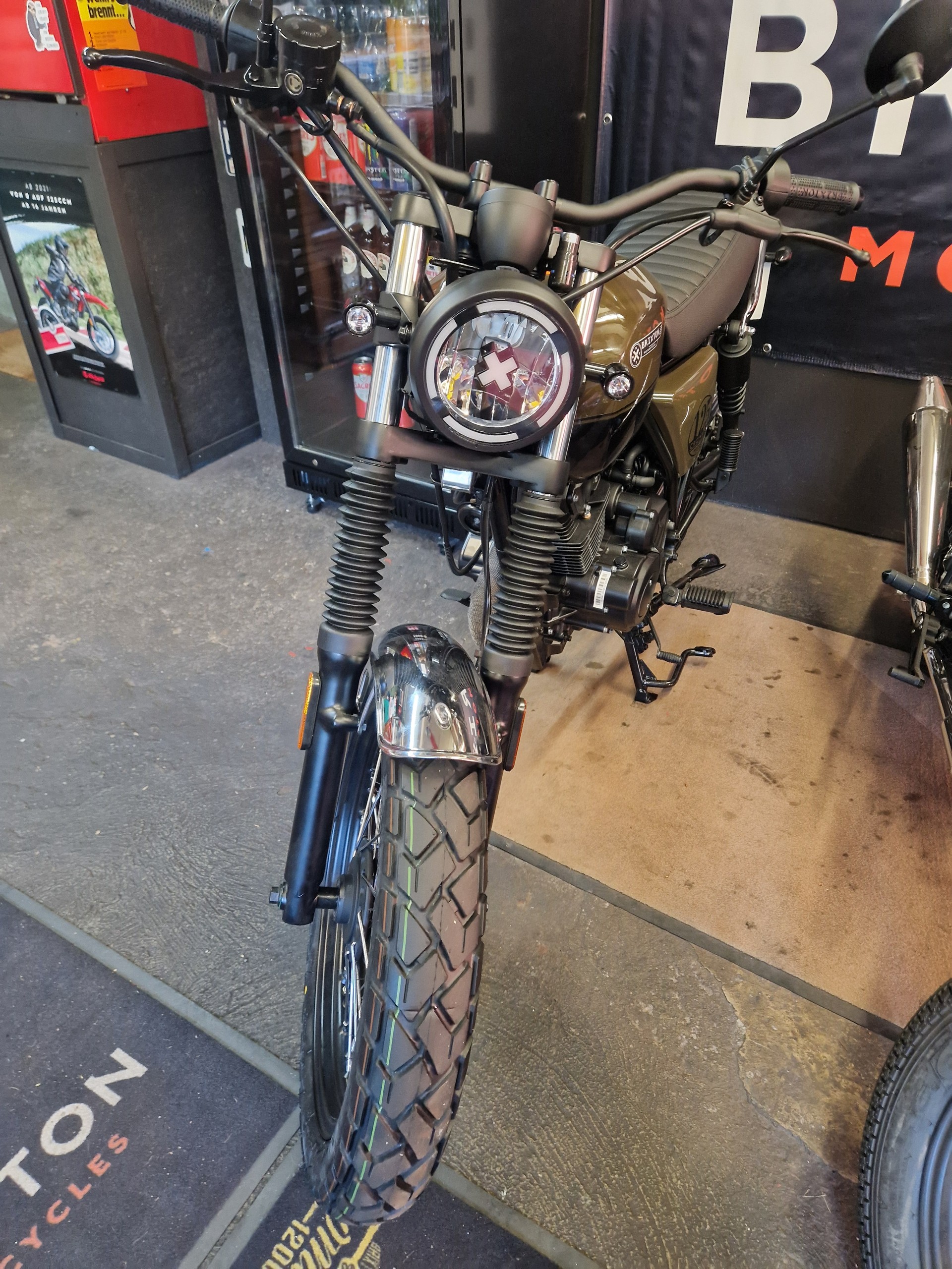 BRIXTON Cromwell 125 ABS-image-2