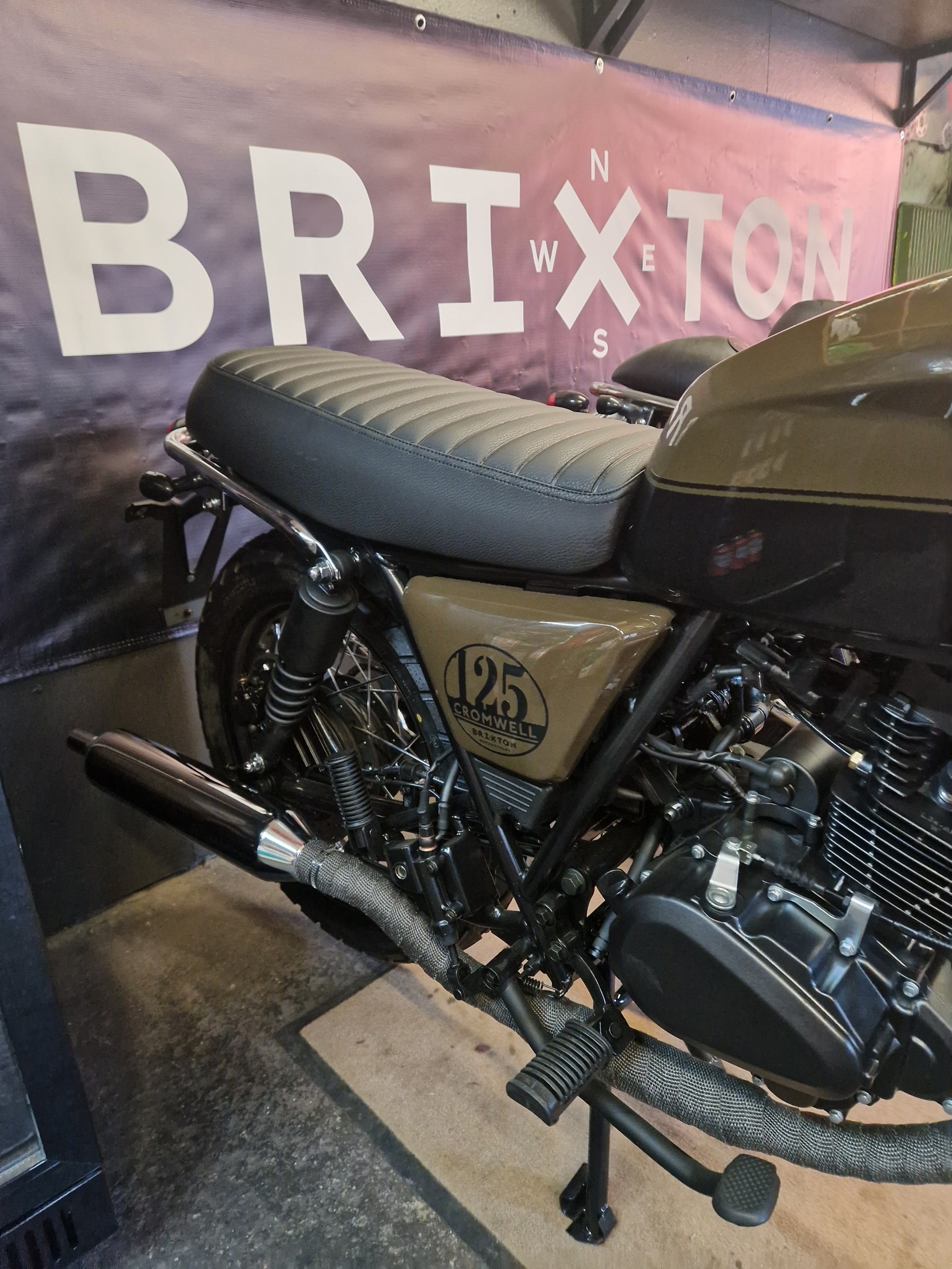 BRIXTON Cromwell 125 ABS-image-5
