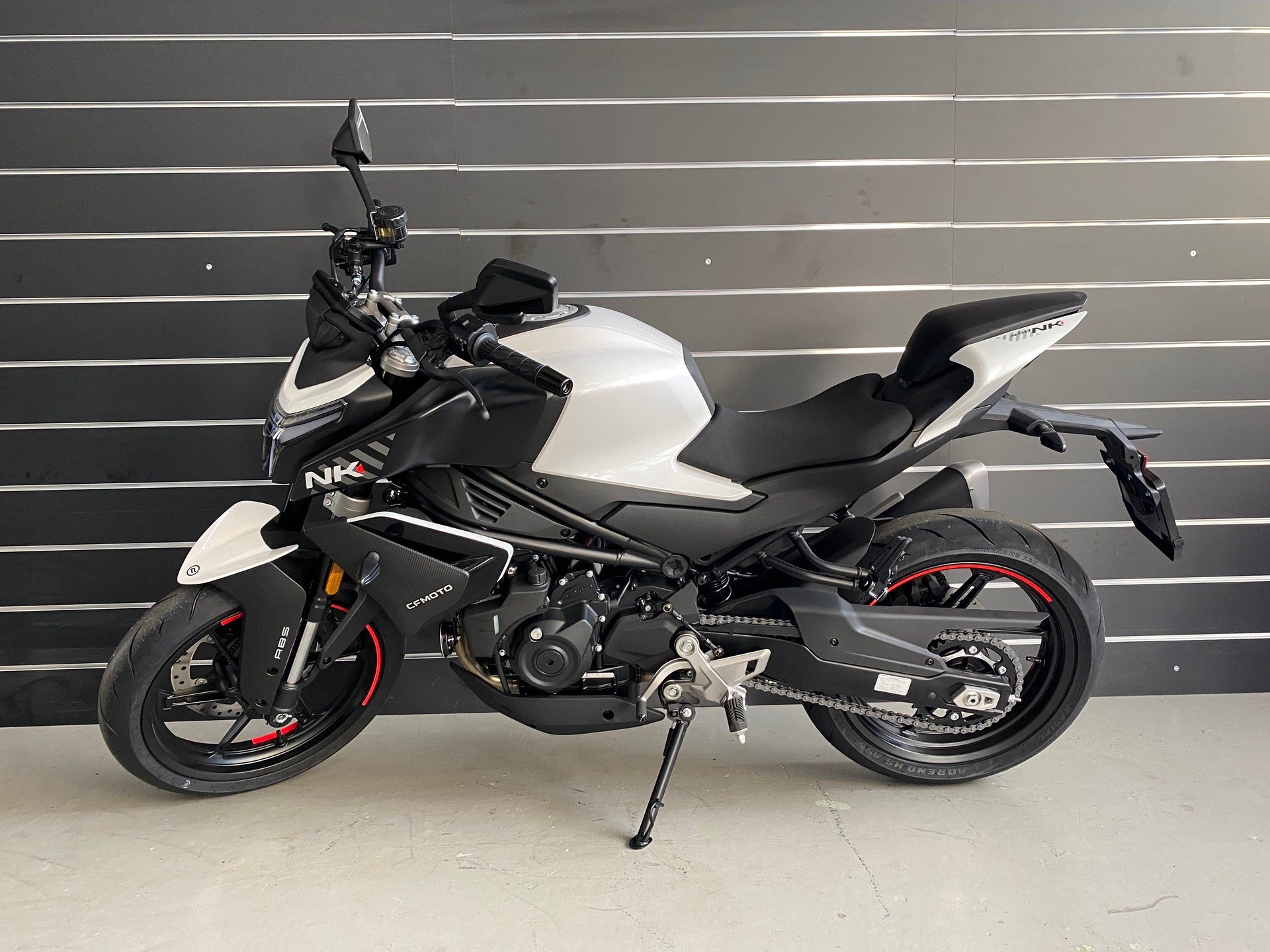CF MOTO 450NK-image-3