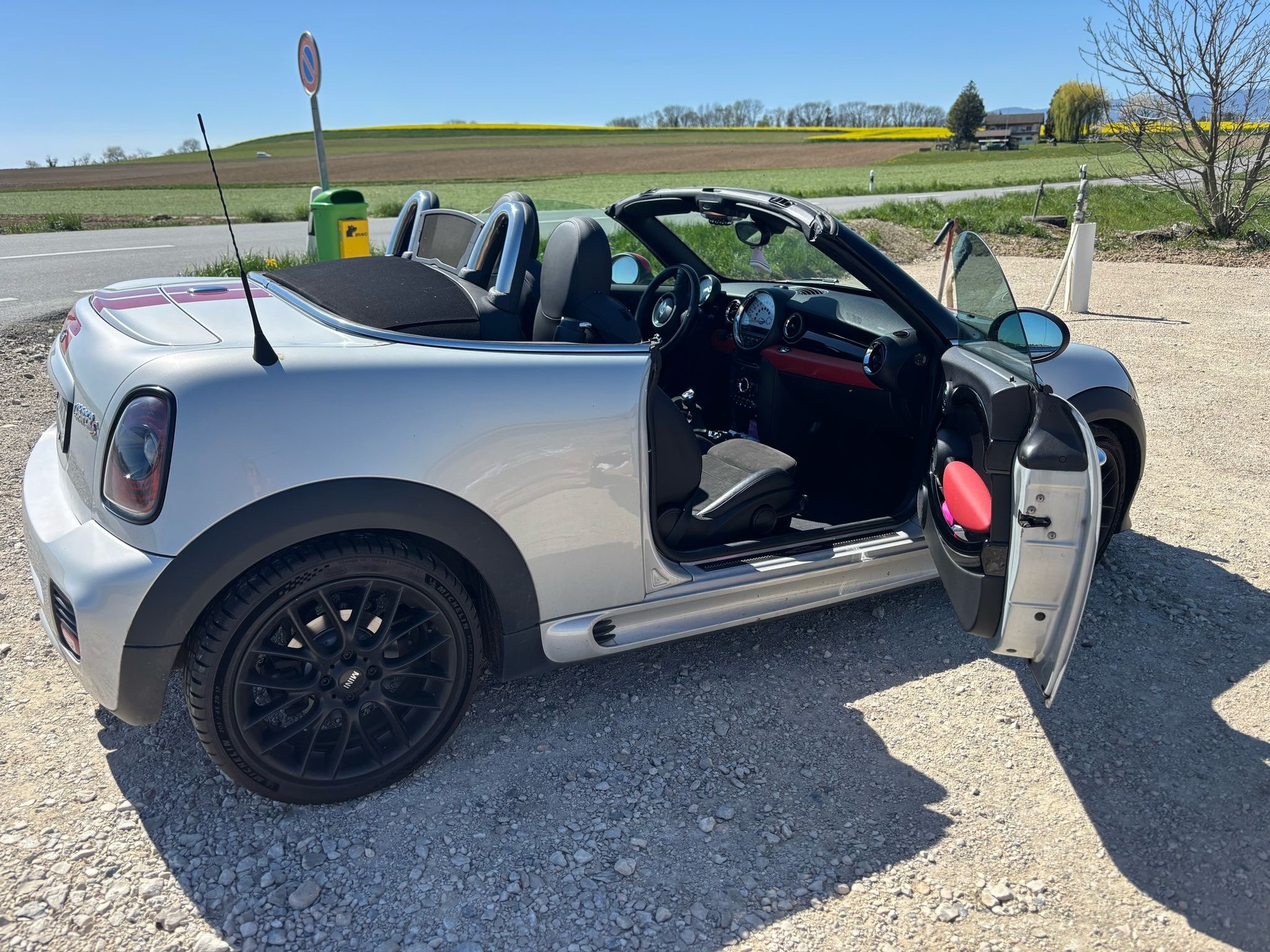 MINI Cooper S Roadster-image-3