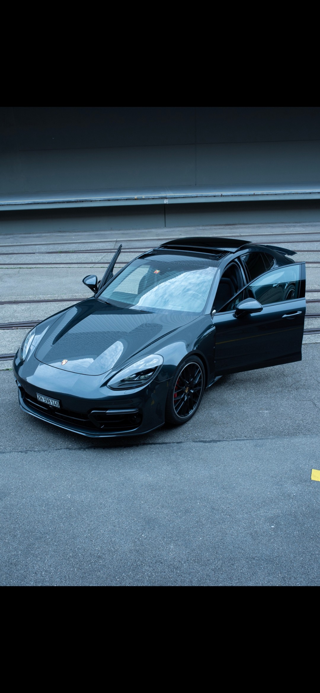 PORSCHE Panamera GTS V8 PDK (Akrapovic)