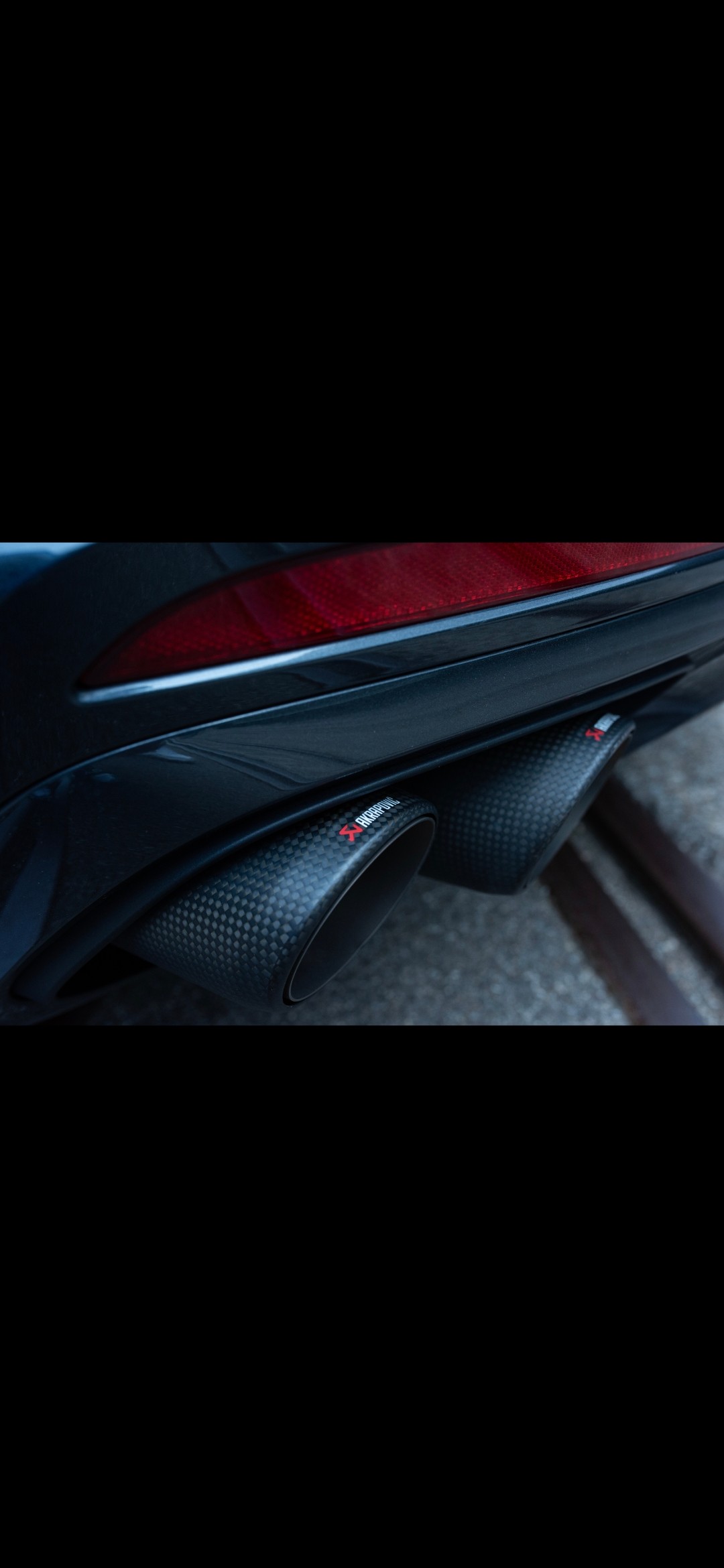 PORSCHE Panamera GTS V8 PDK (Akrapovic)-image-14