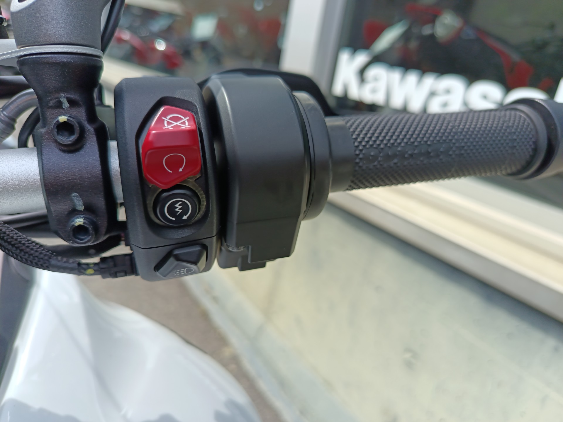 DUCATI Multistrada V4 S Radar Speichen Felgen-image-6