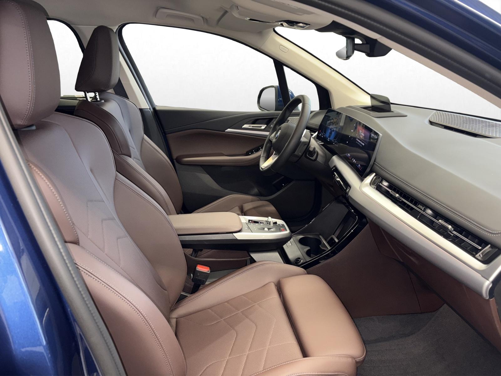 BMW 223i SDKG Active Tourer-image-15