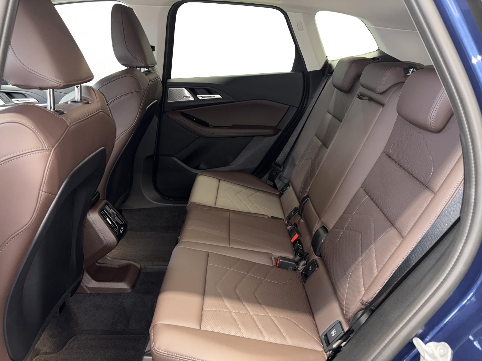 BMW 223i SDKG Active Tourer-image-13
