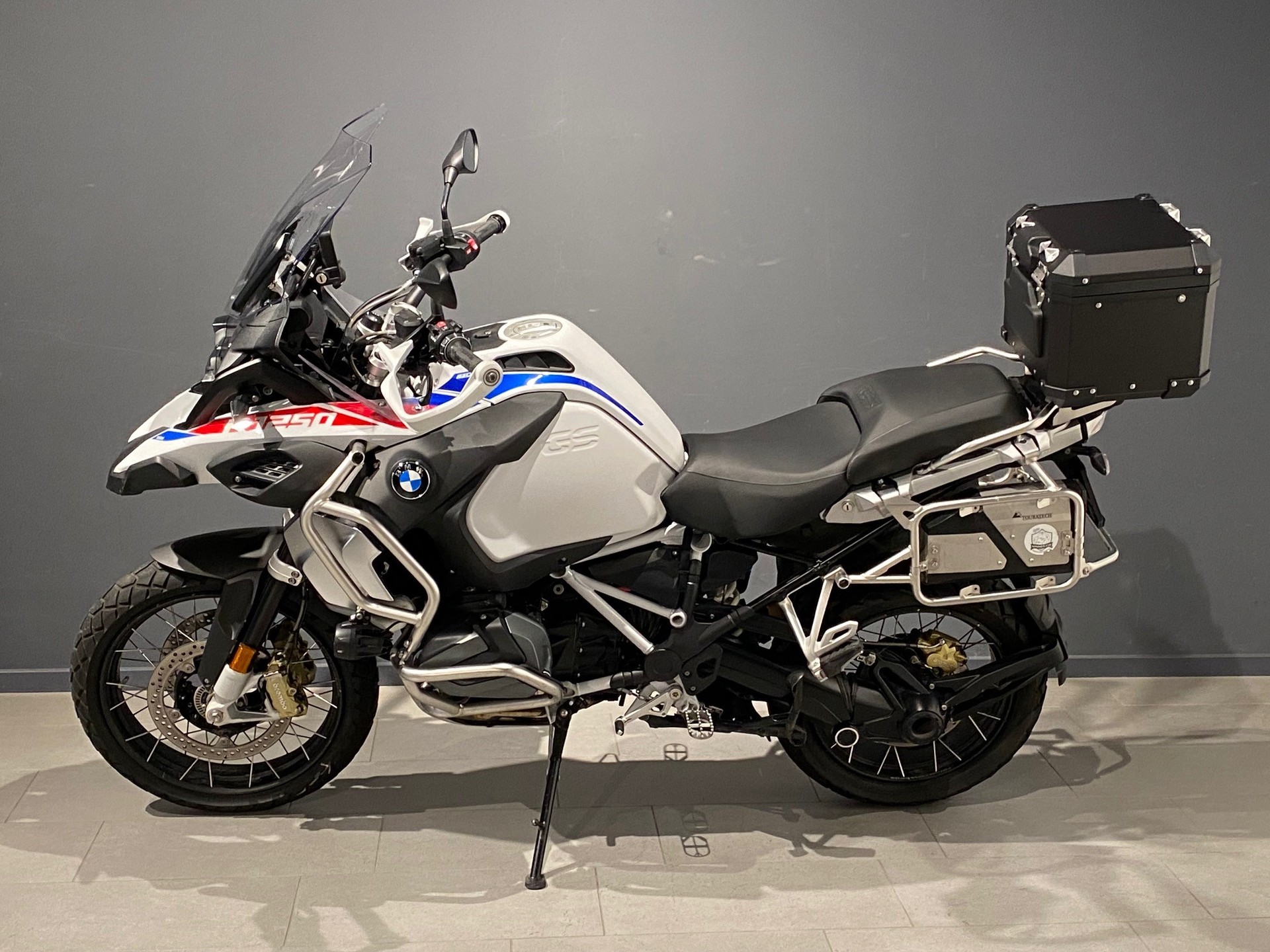 BMW R 1250 GS Adventure-image-3