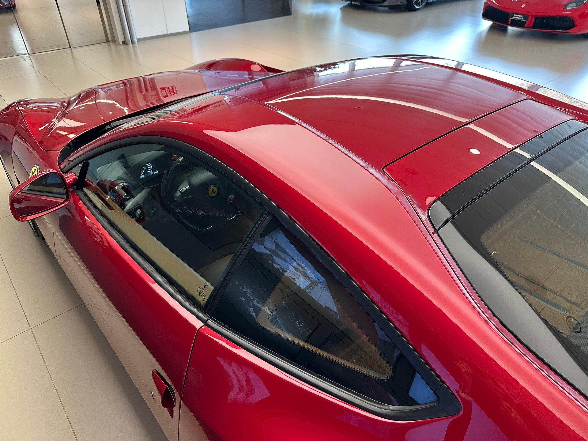 FERRARI F12 Berlinetta-image-15