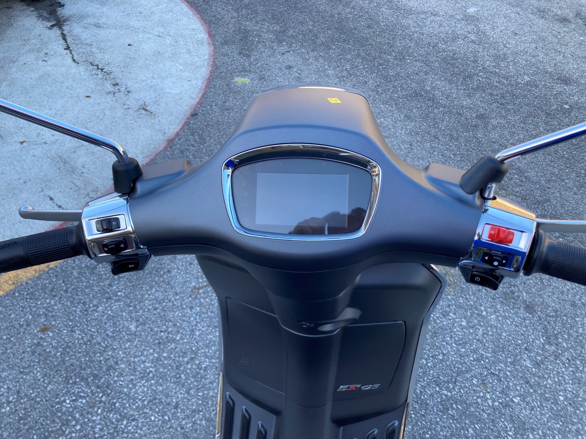 PIAGGIO Vespa 125 Sprint Sport ABS-image-8