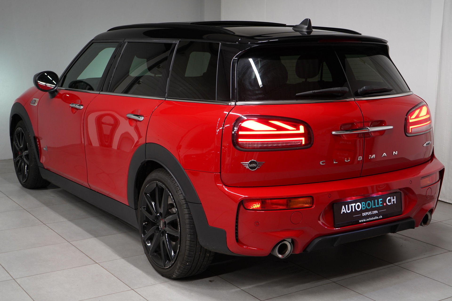 MINI Clubman Cooper John Cooper Works ALL4 Steptronic-image-6