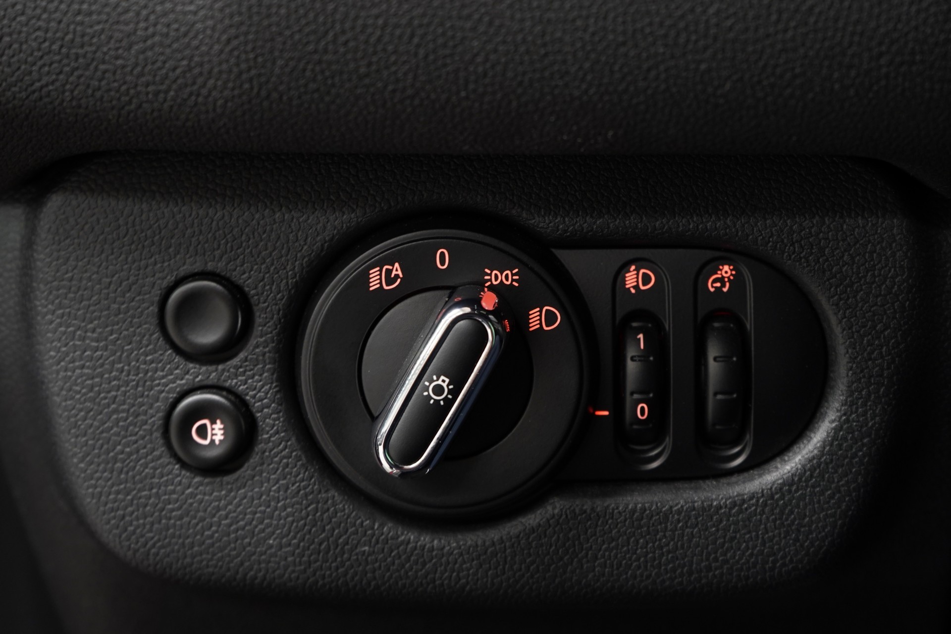 MINI Clubman Cooper John Cooper Works ALL4 Steptronic-image-11