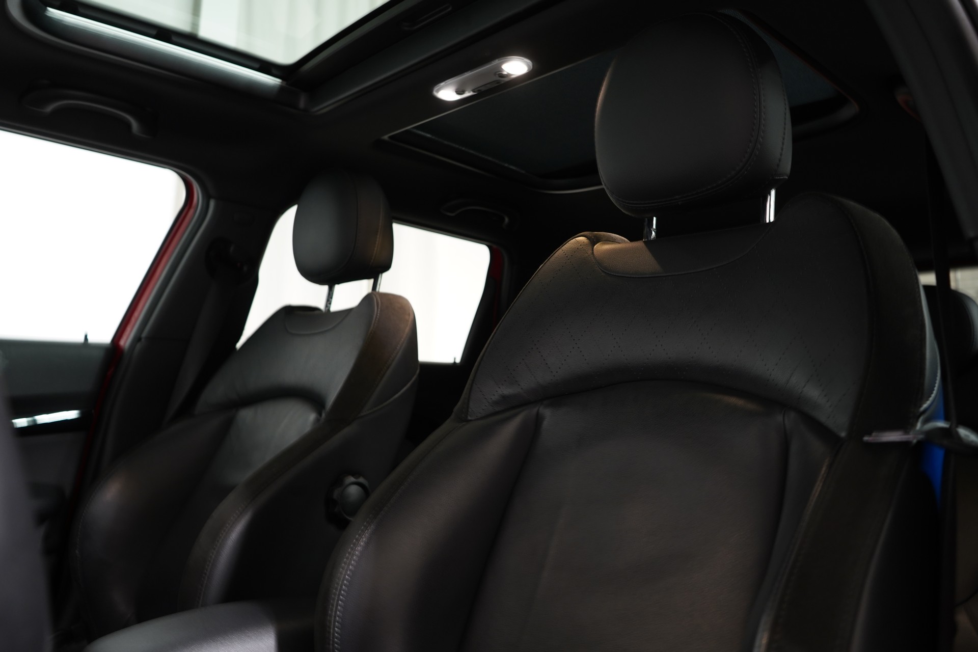 MINI Clubman Cooper John Cooper Works ALL4 Steptronic-image-10