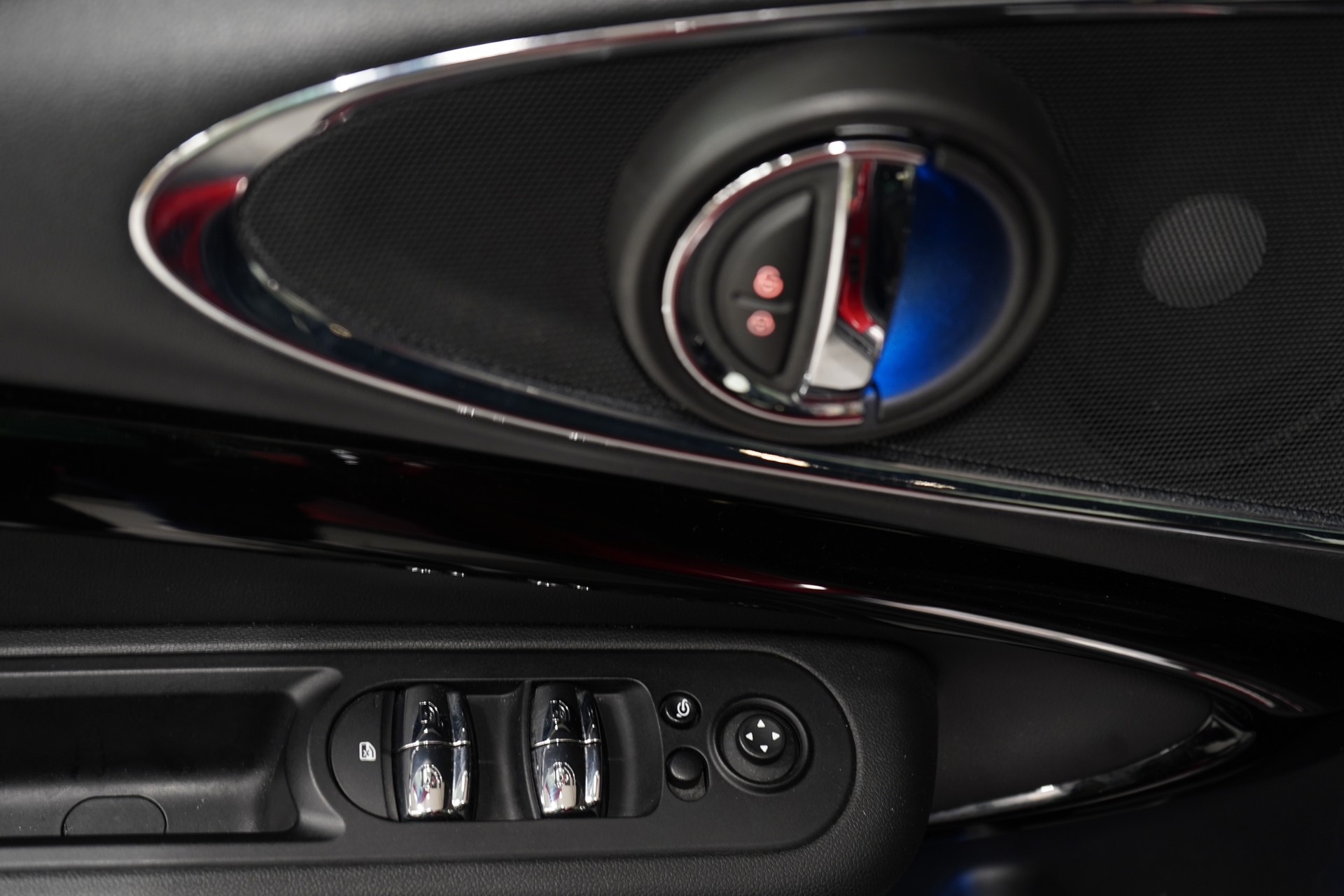MINI Clubman Cooper John Cooper Works ALL4 Steptronic-image-9