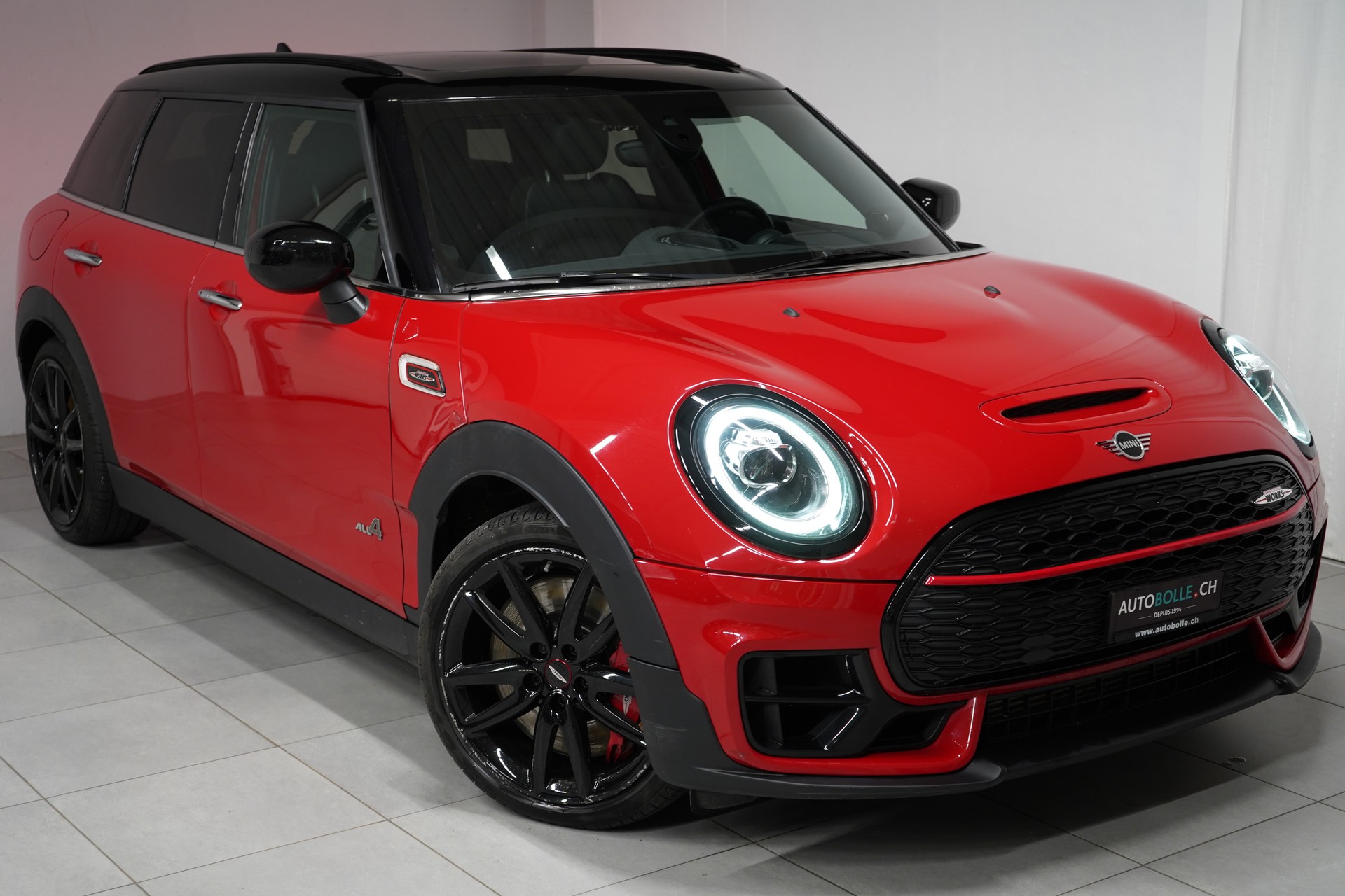 MINI Clubman Cooper John Cooper Works ALL4 Steptronic-showroom-element-1