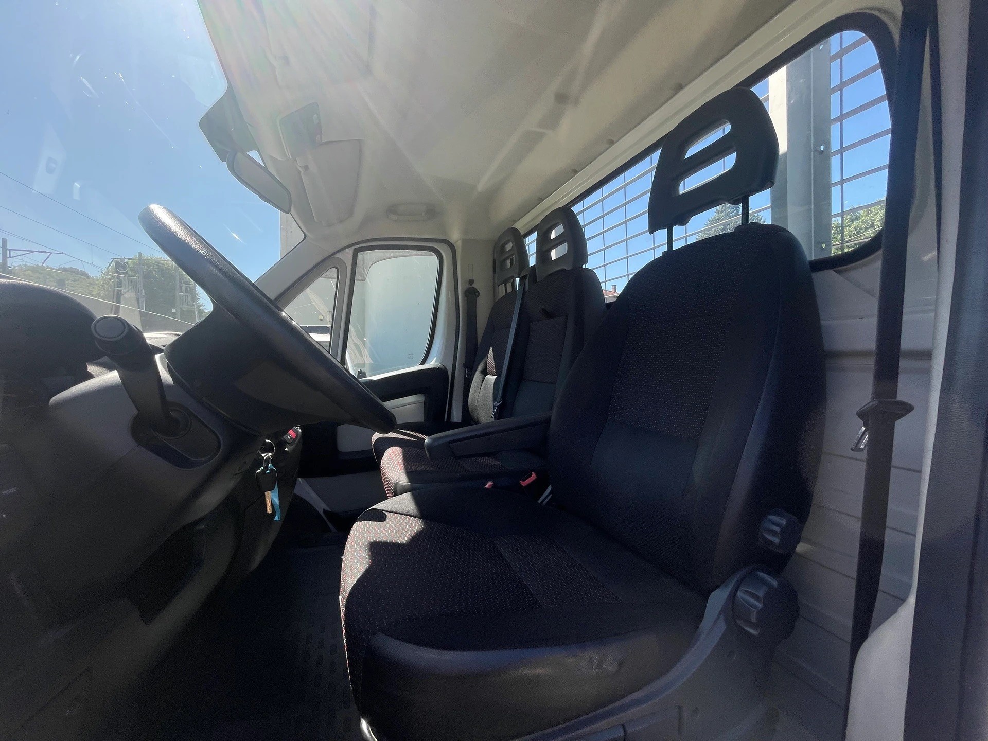 CITROEN Jumper 35 2.0 BlueHDi 130 Attraction L2-image-12