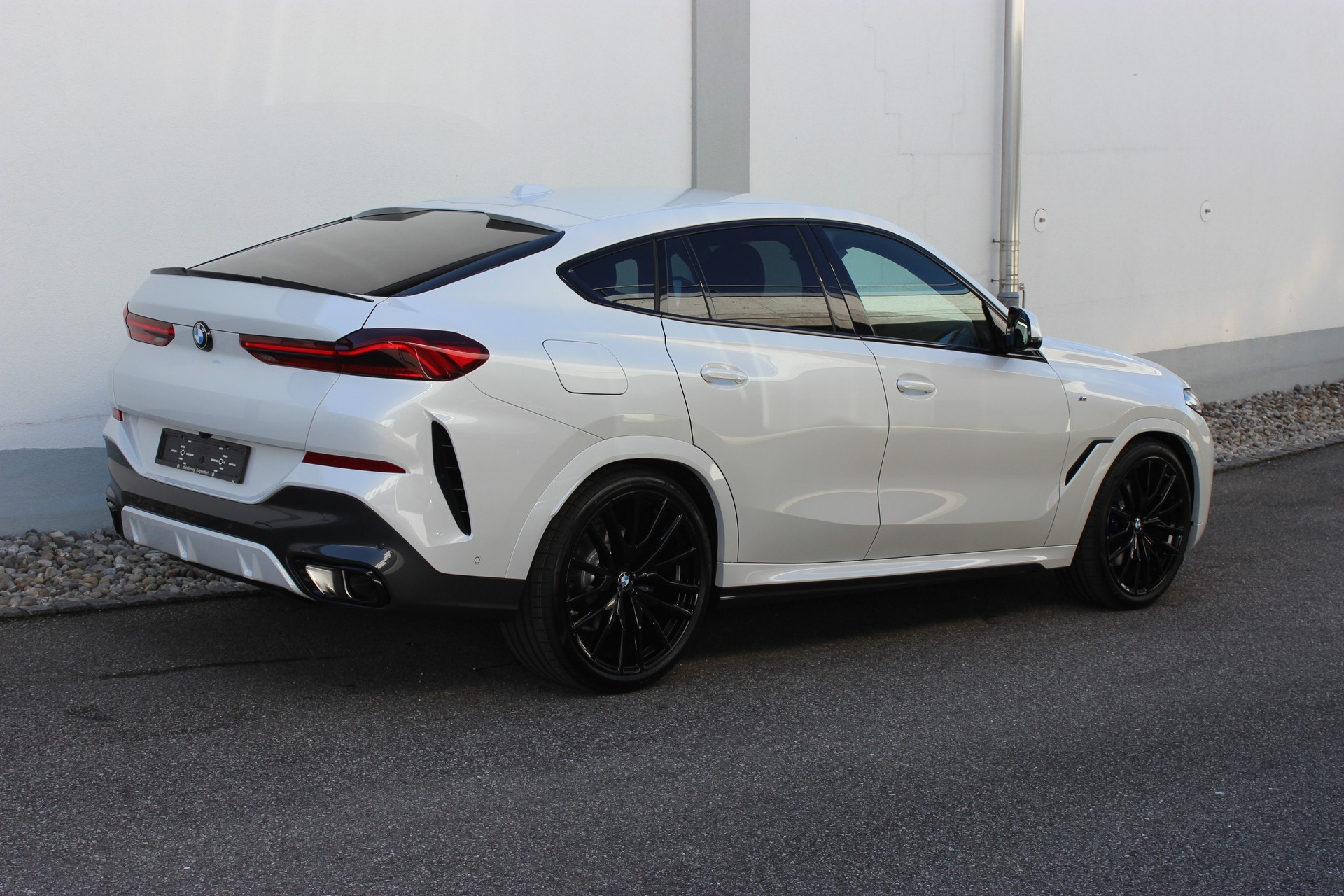 BMW X6 xDrive 48V 30d M Sport Pro *MINERALWEISS METALLIC*-image-4