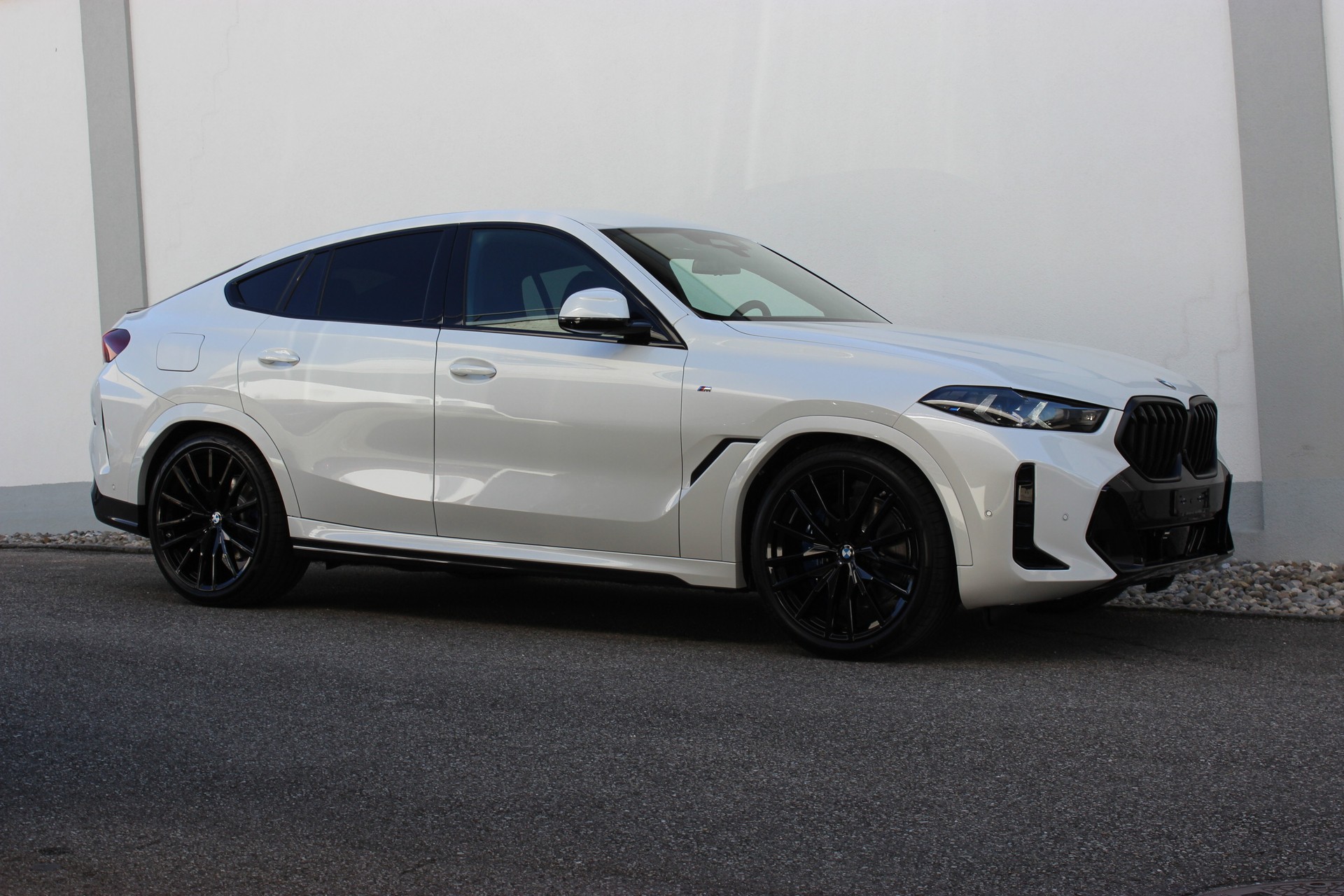 BMW X6 xDrive 48V 30d M Sport Pro *MINERALWEISS METALLIC*-image-17