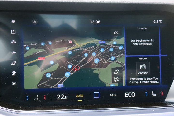 VW Touareg 3.0 TDI R-Line Tiptronic-image-12