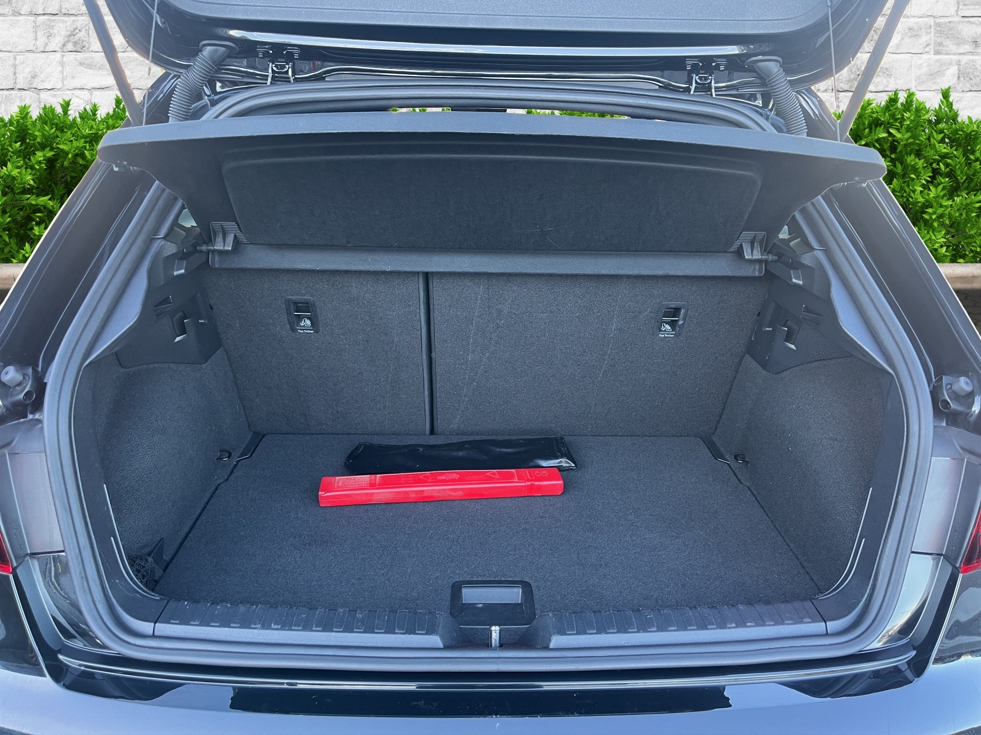 AUDI A1 Sportback 30 TFSI S-tronic S-Line-image-18