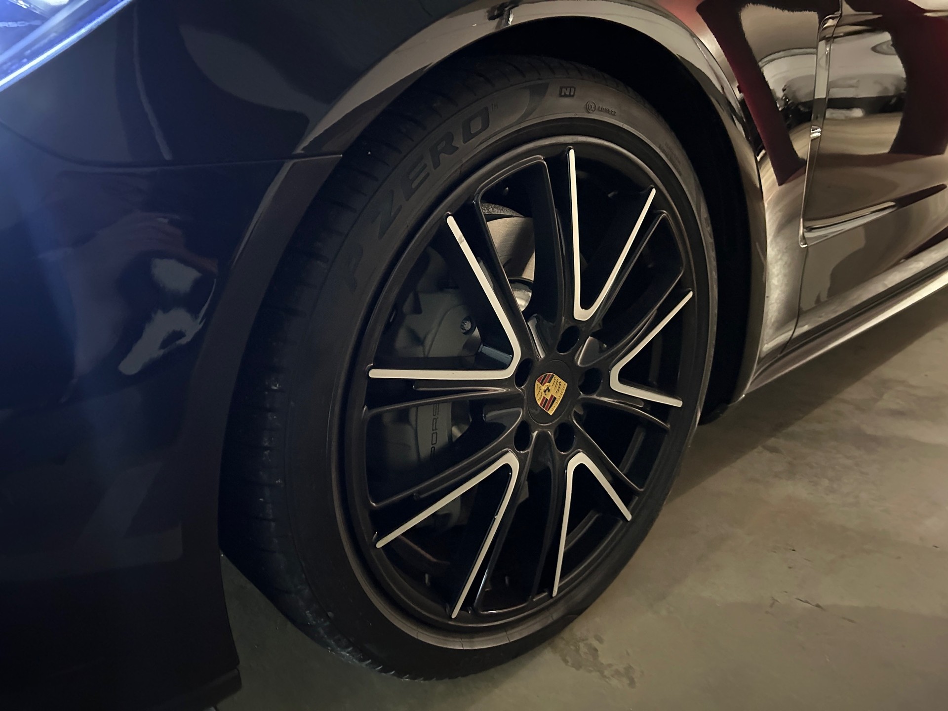 PORSCHE Panamera 4S Sport Turismo PDK*CH Fahrzeug*Schiebedach*Sportauspuff*Soft Close*-image-25