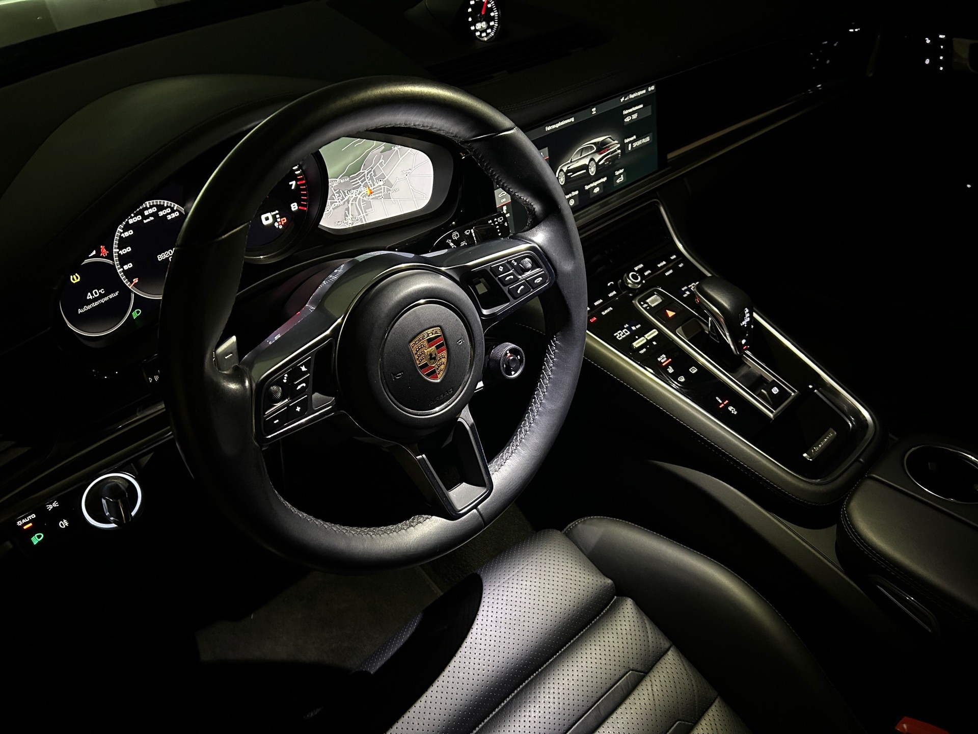 PORSCHE Panamera 4S Sport Turismo PDK*CH Fahrzeug*Schiebedach*Sportauspuff*Soft Close*-image-14