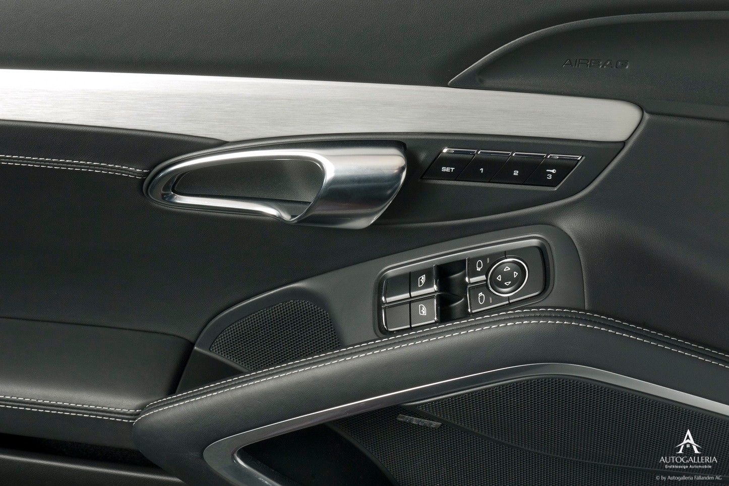 PORSCHE 911 Carrera S 50 Years PDK-image-14